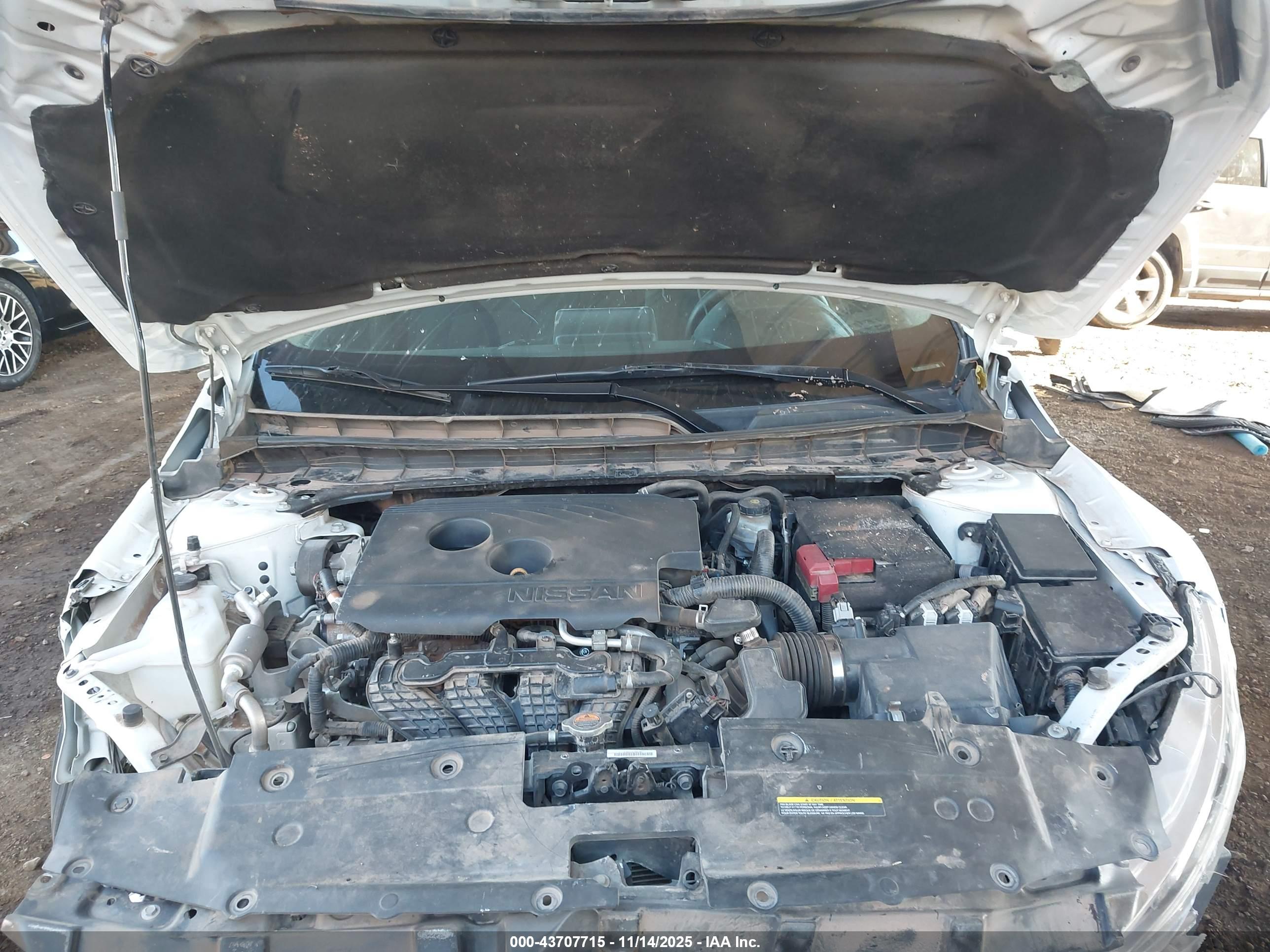 NISSAN ALTIMA image 10