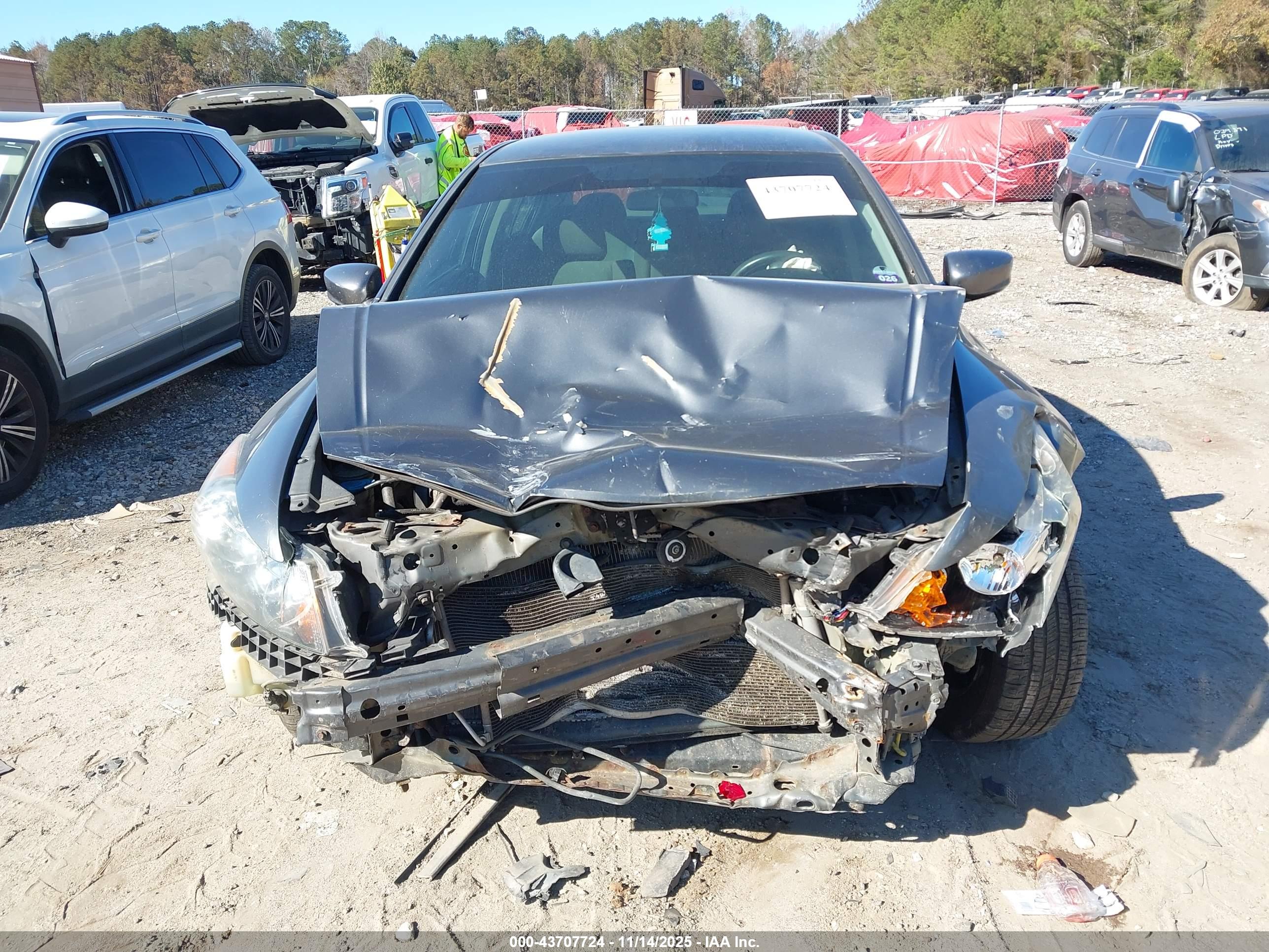 HONDA ACCORD image 6