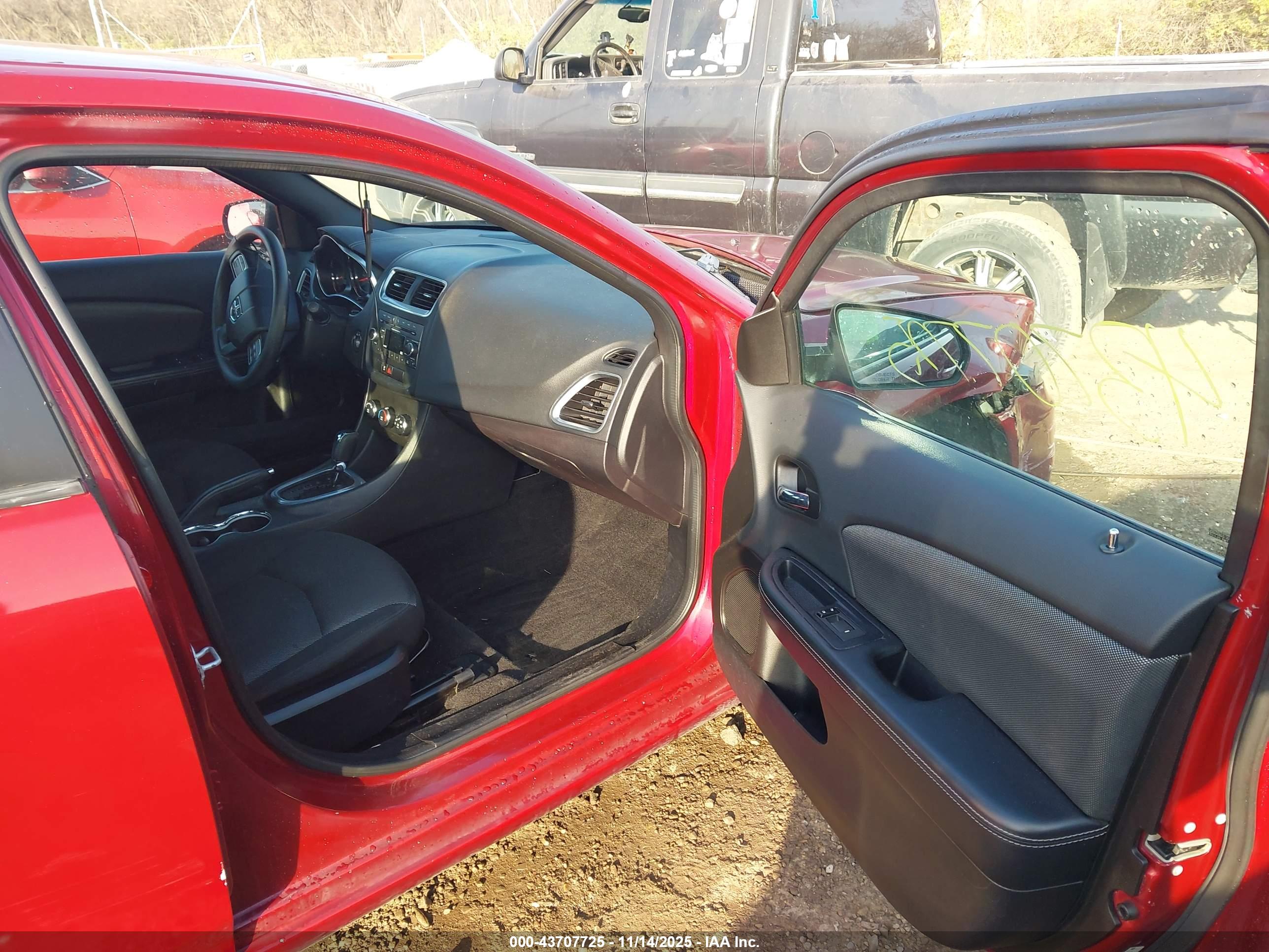 DODGE AVENGER image 5