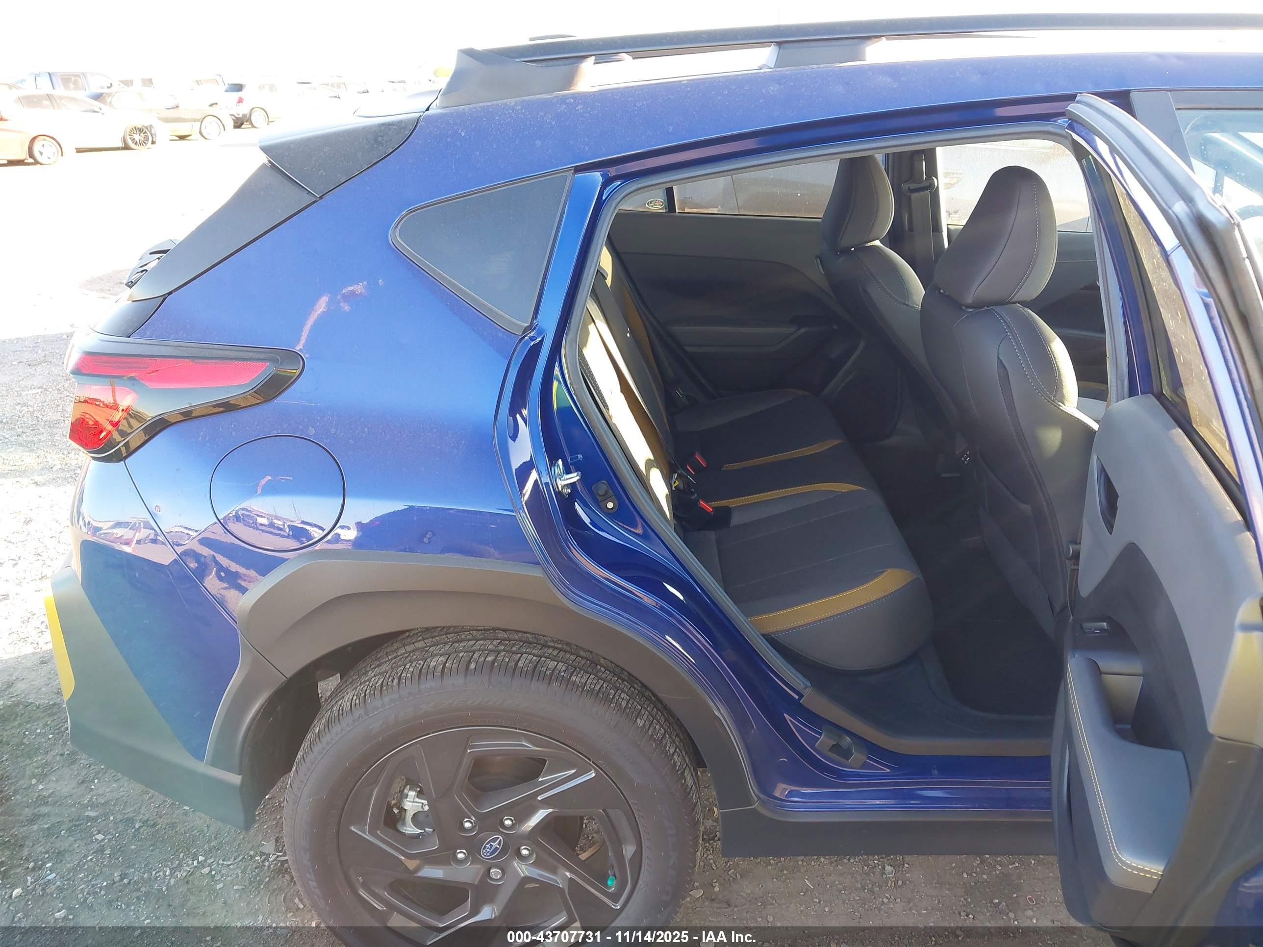 SUBARU CROSSTREK image 8