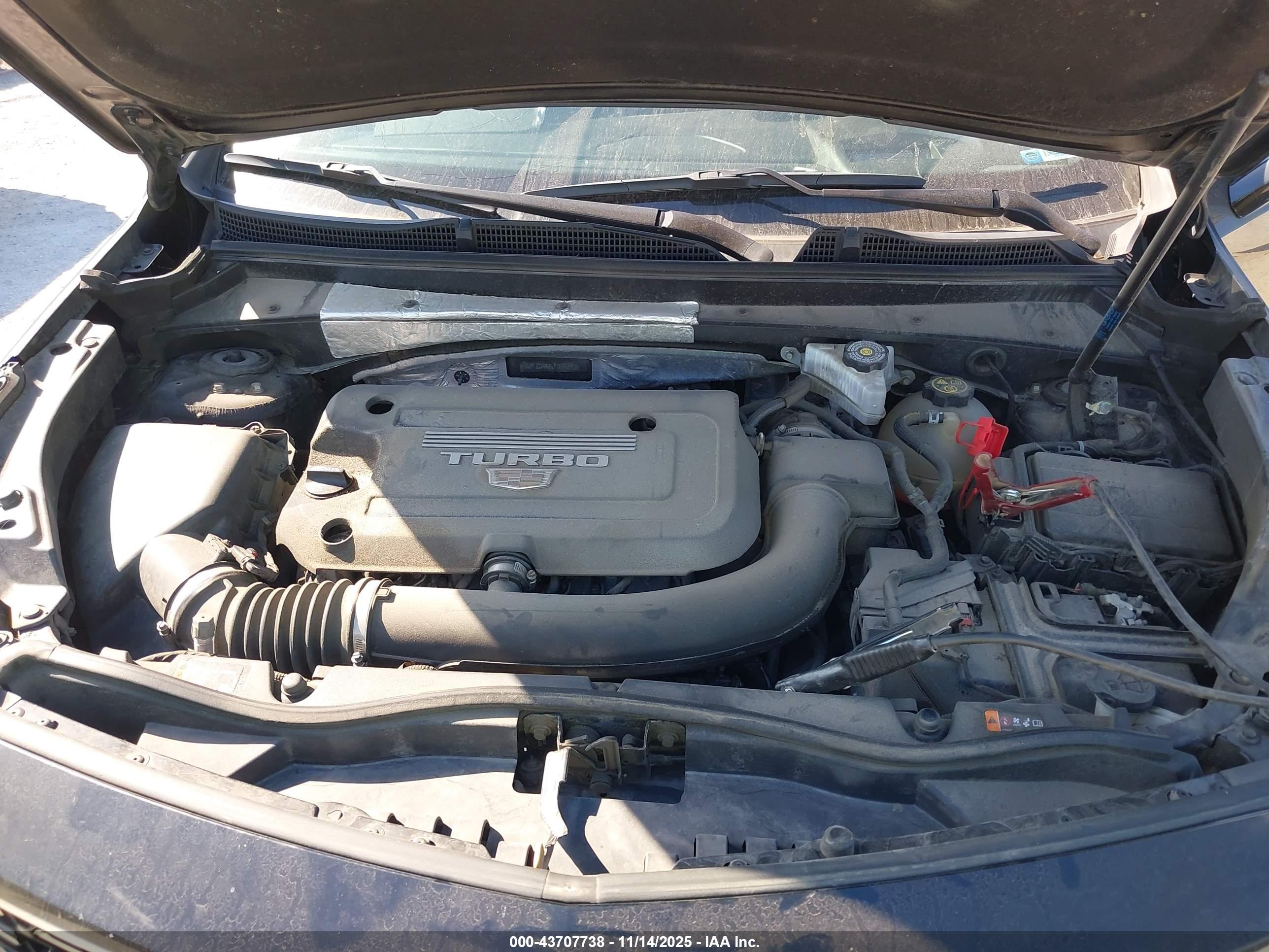 CADILLAC XT4 image 10