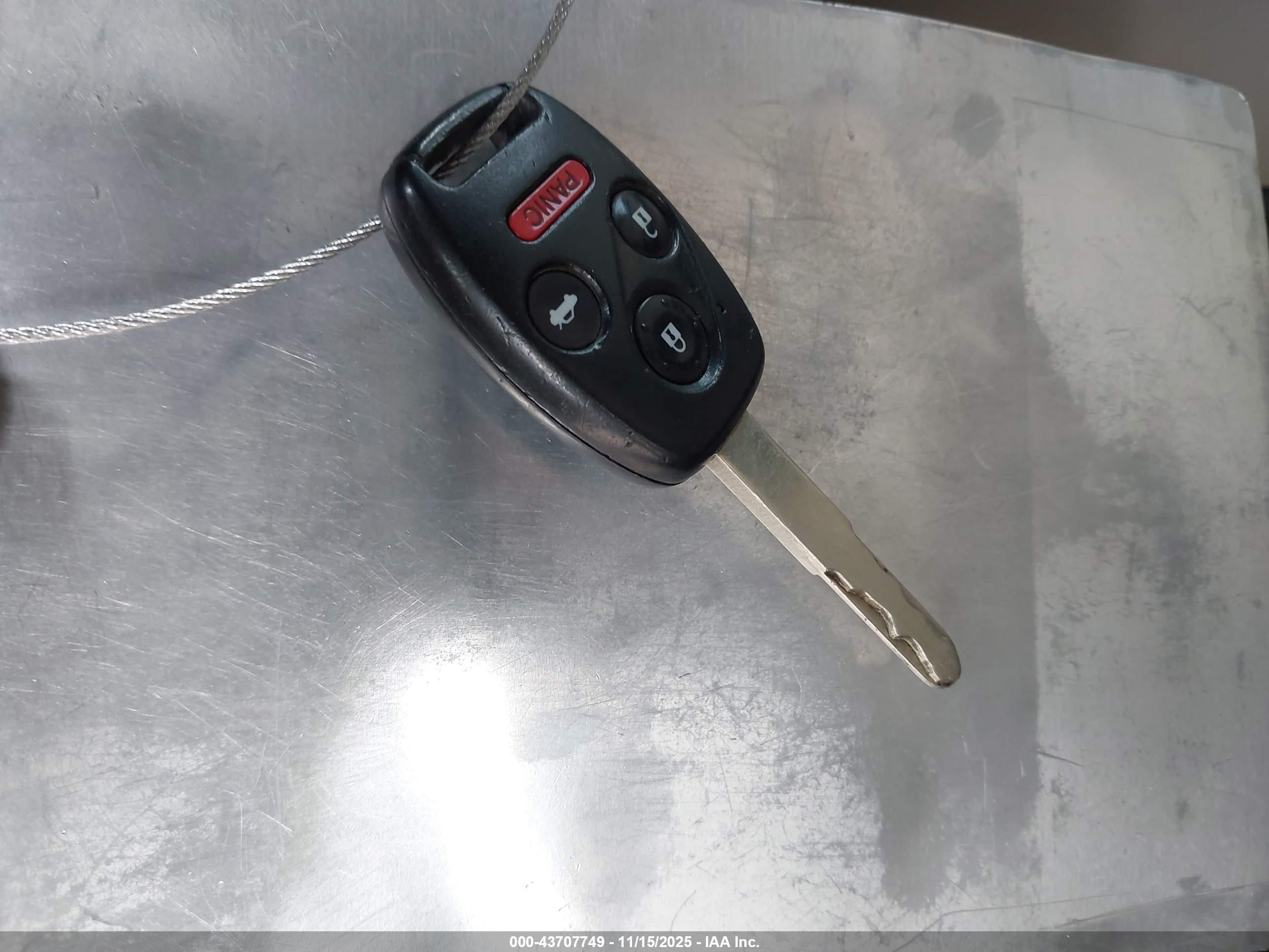 HONDA CIVIC image 11