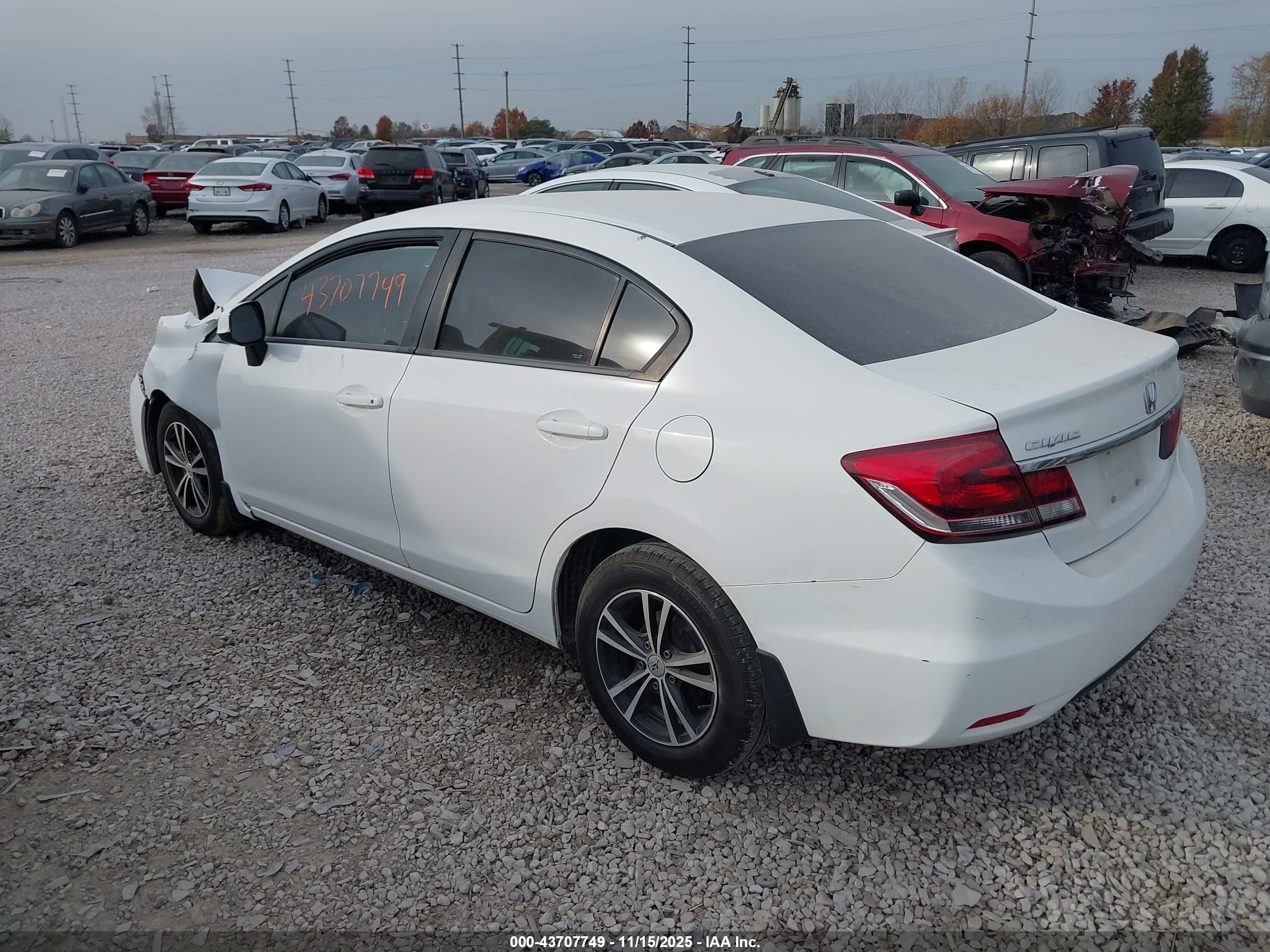 HONDA CIVIC image 3