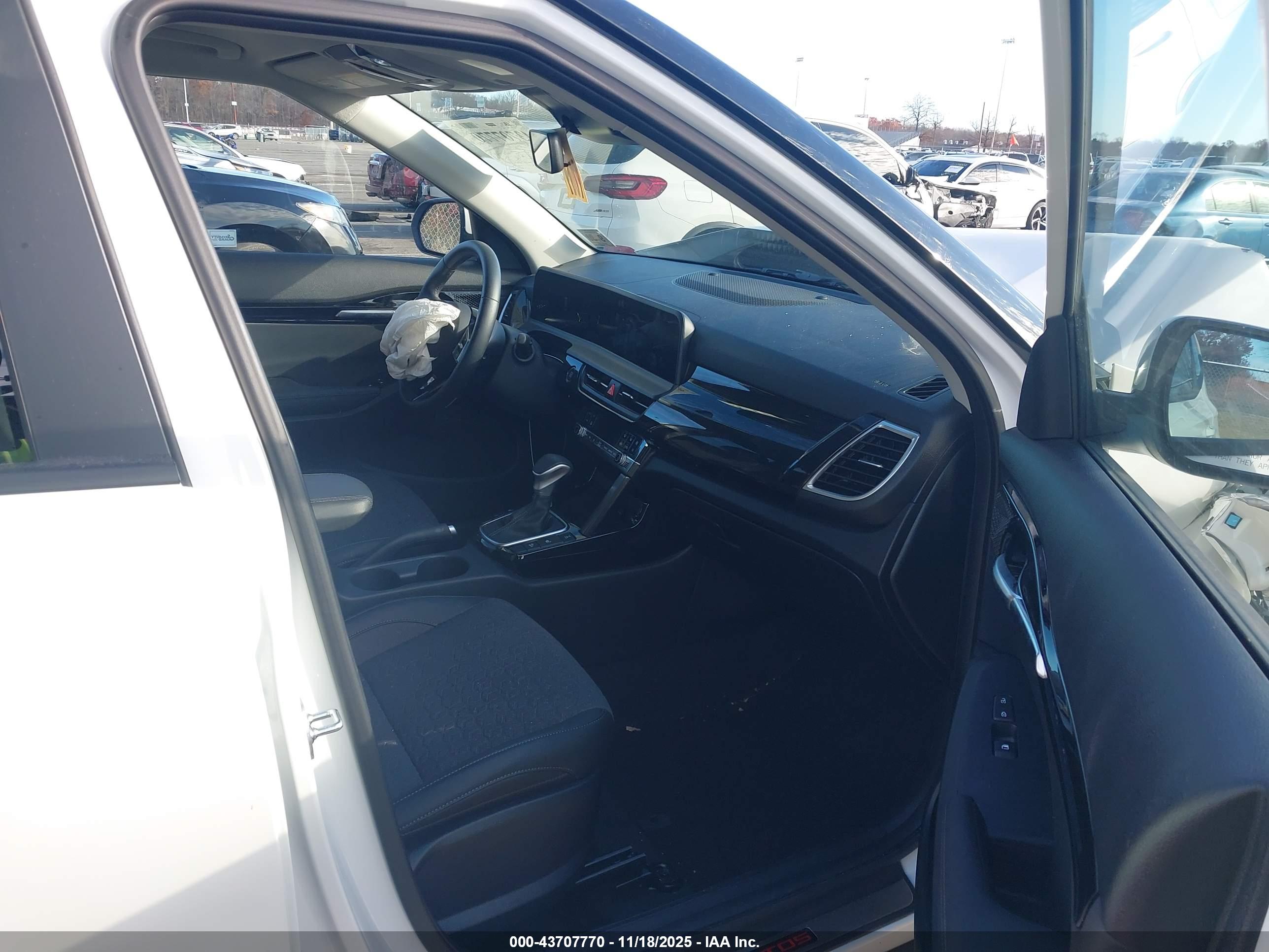 KIA SELTOS image 5