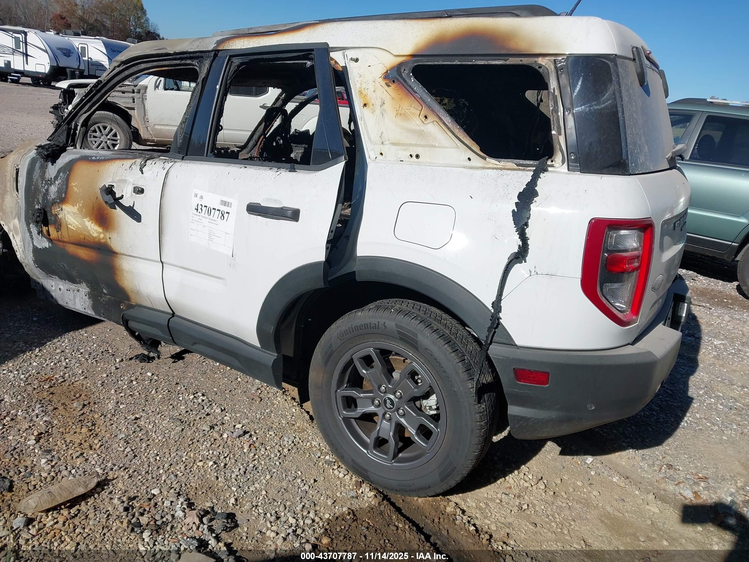 FORD BRONCO image 3