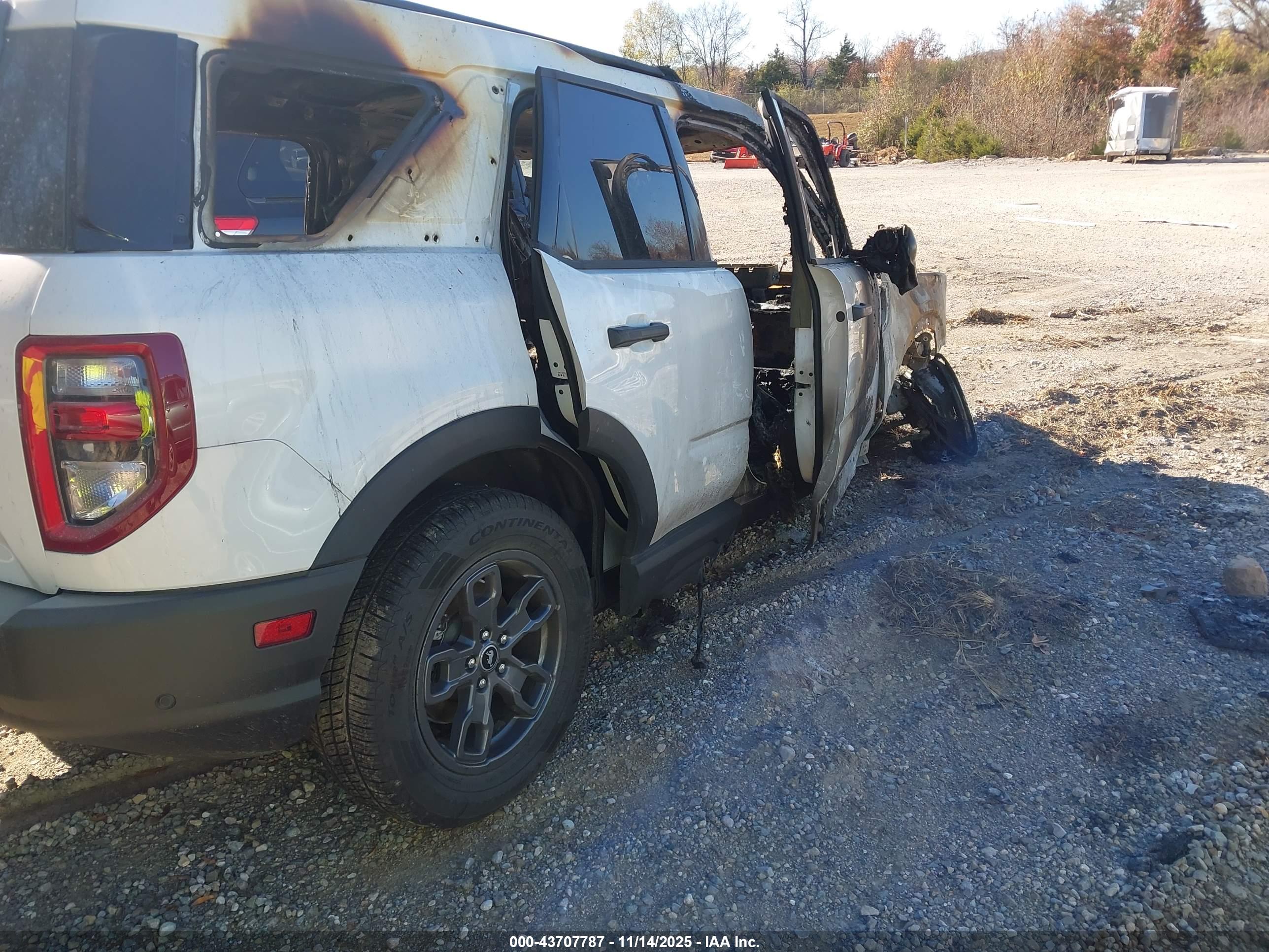 FORD BRONCO image 4
