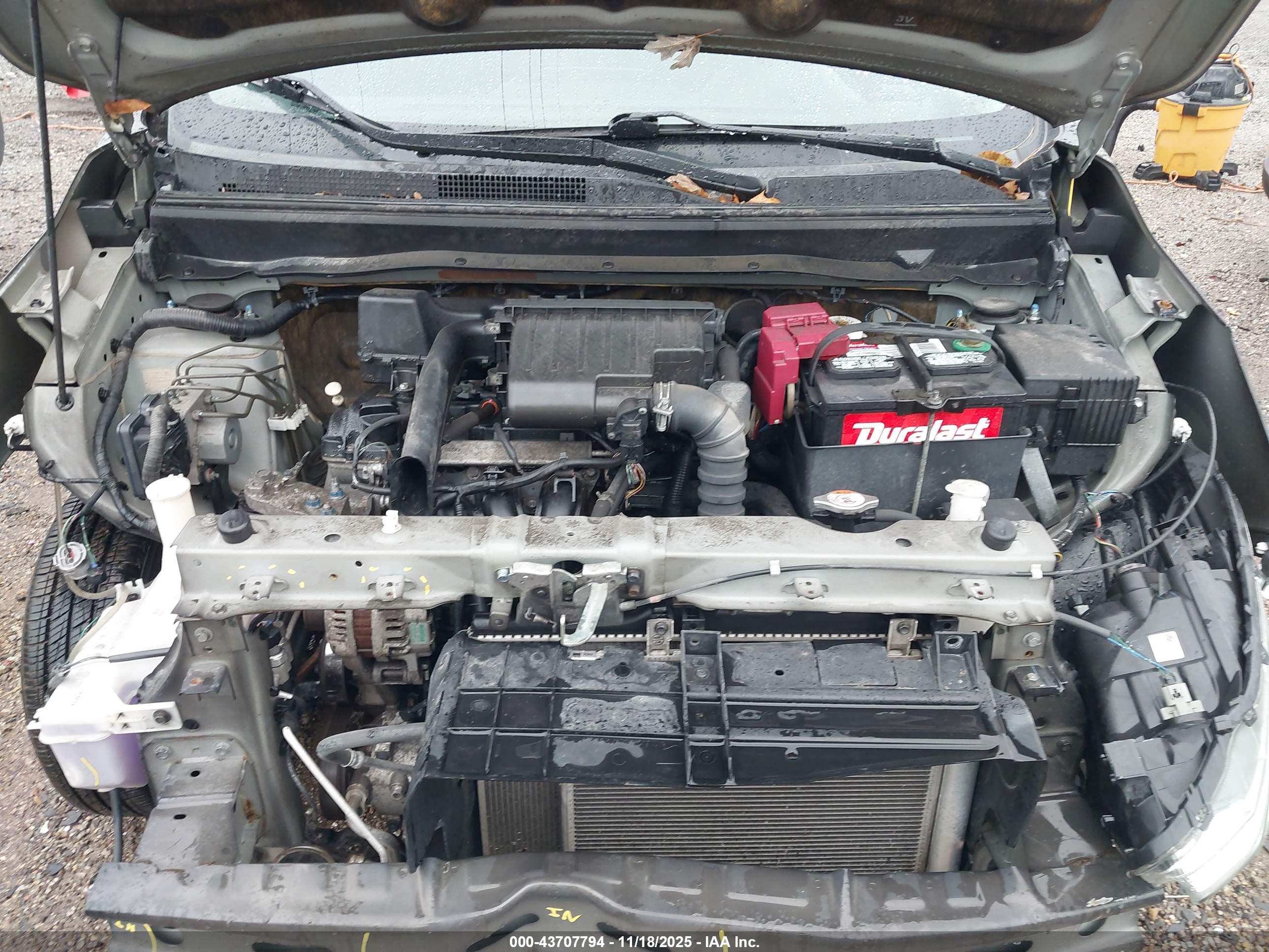 MITSUBISHI MIRAGE image 10