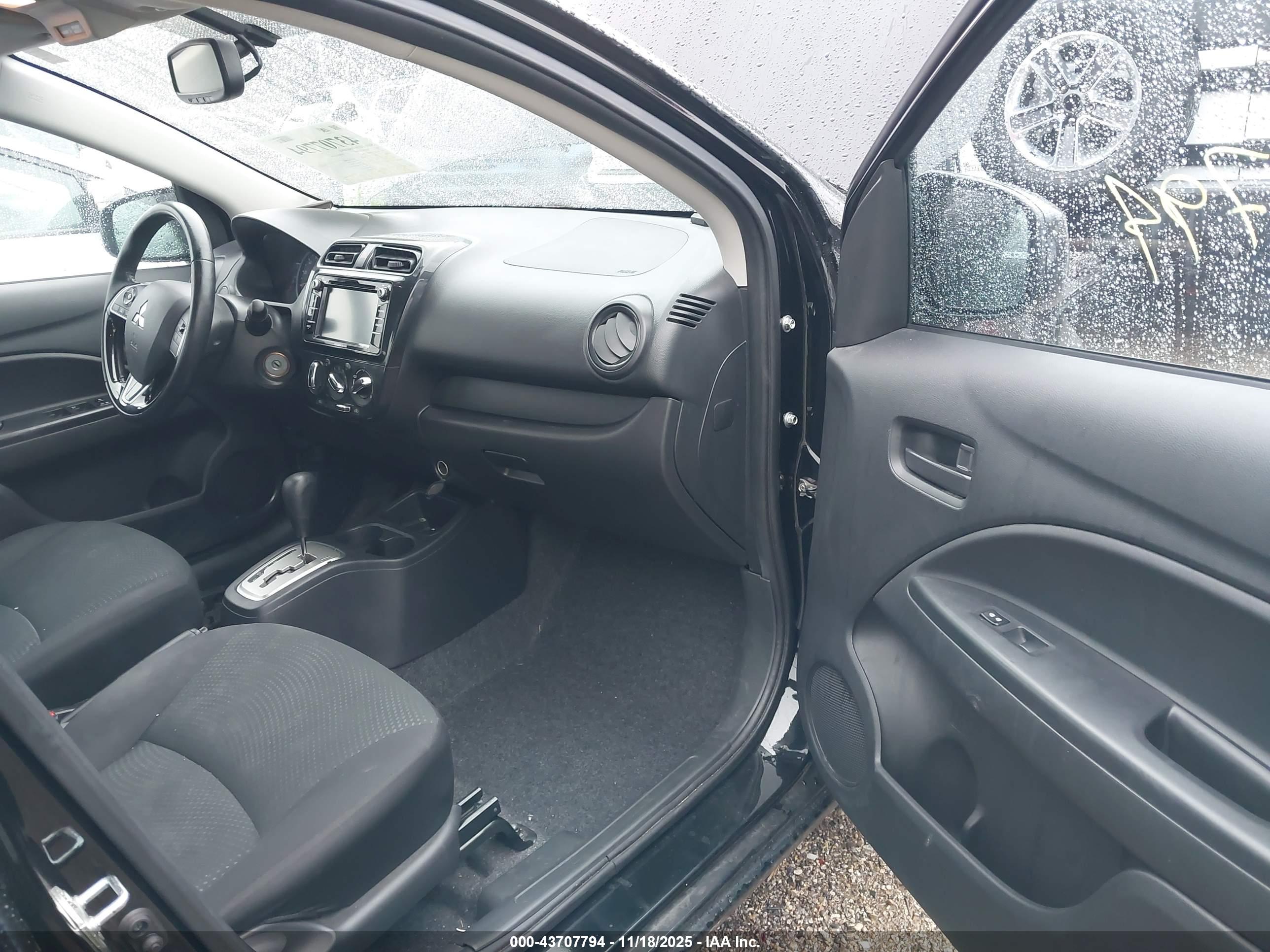 MITSUBISHI MIRAGE image 5