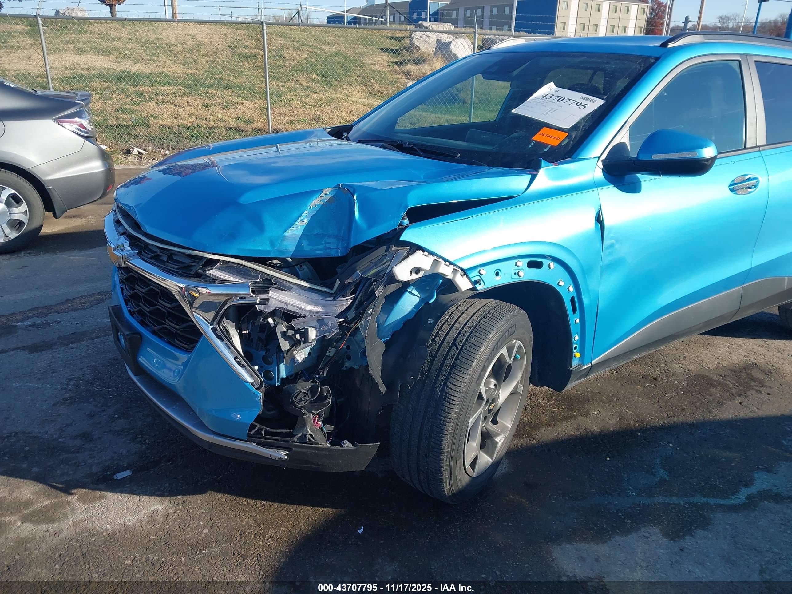 CHEVROLET TRAX image 6