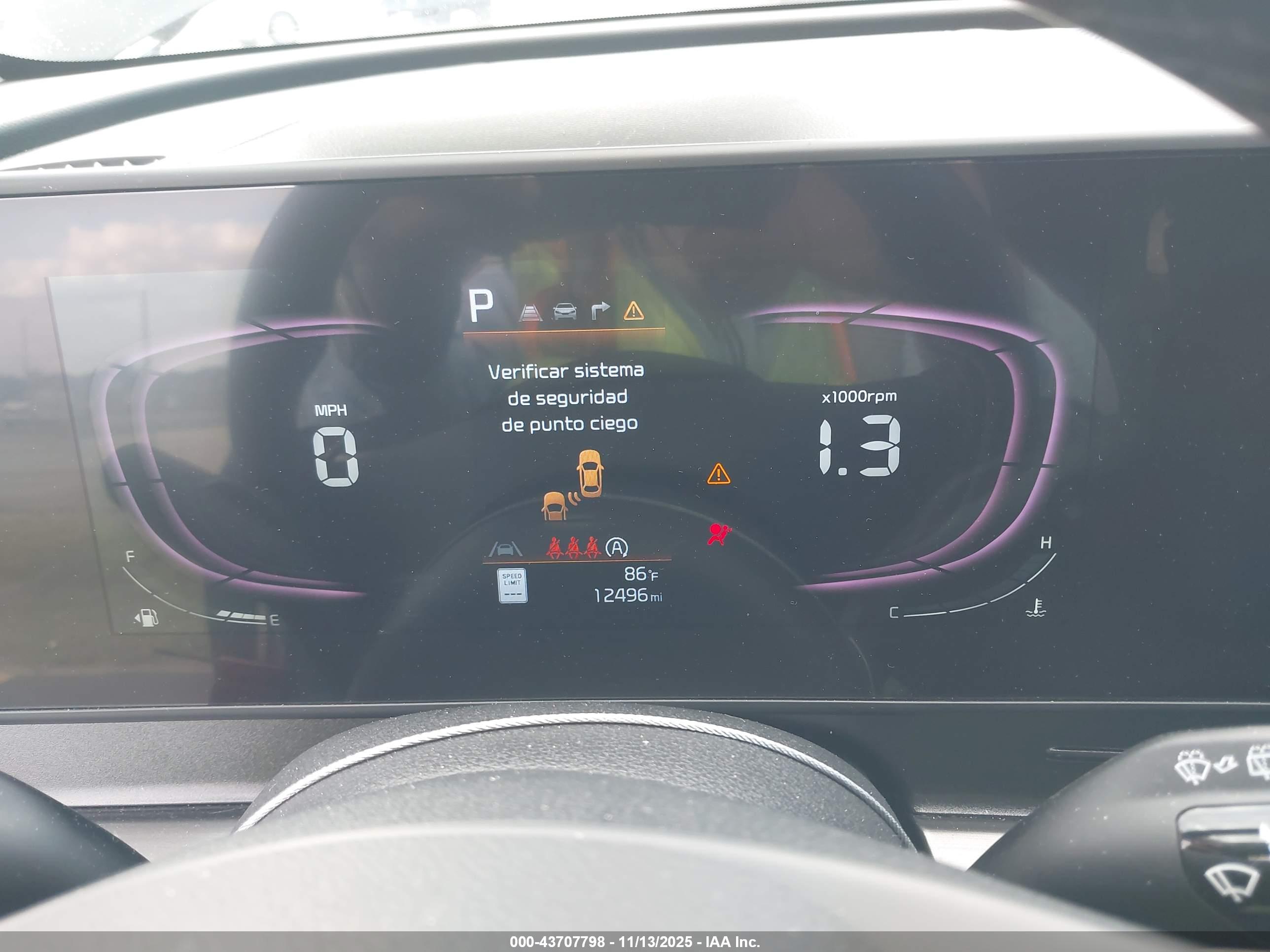 KIA SPORTAGE image 7