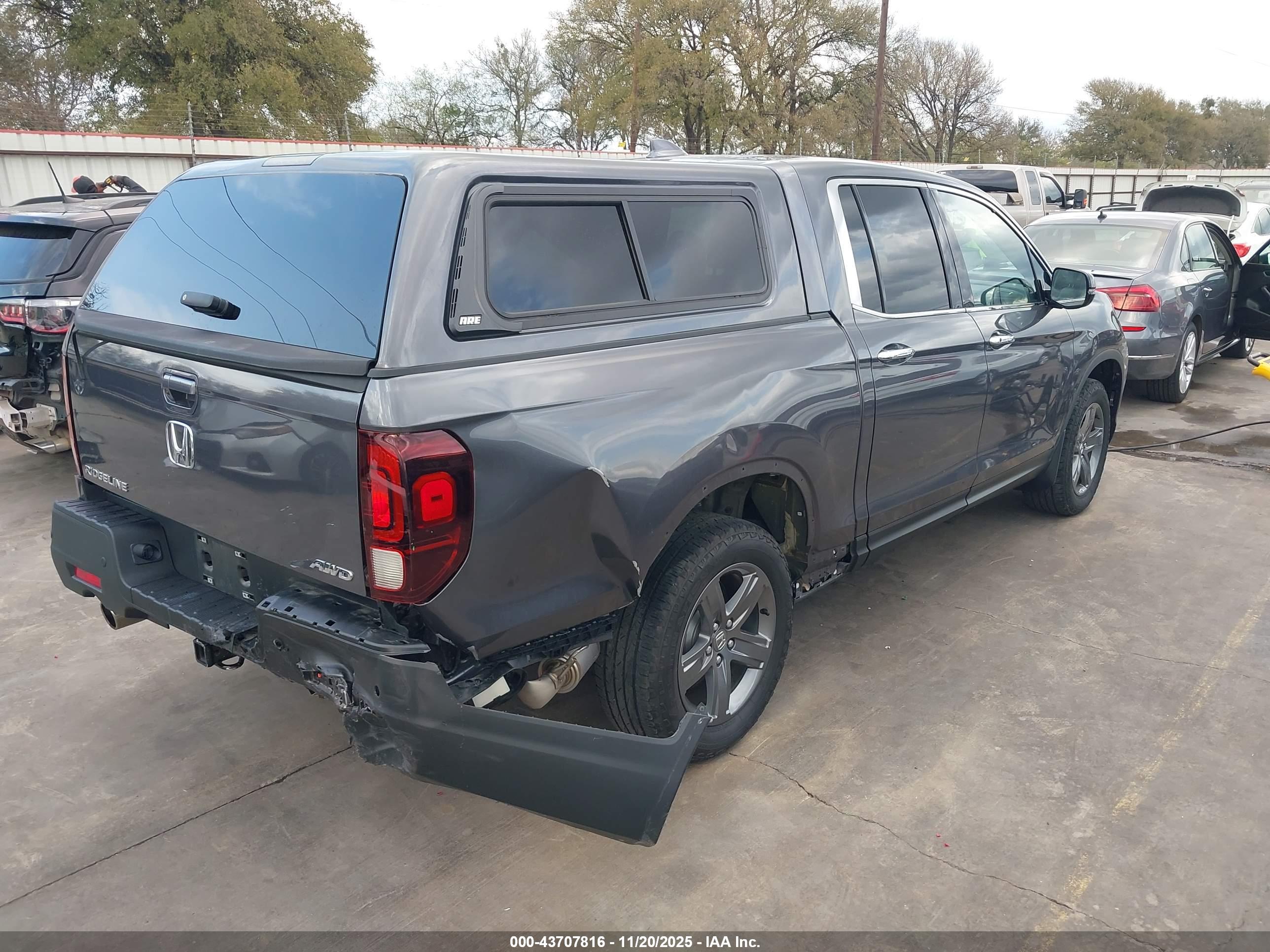 HONDA RIDGELINE image 4