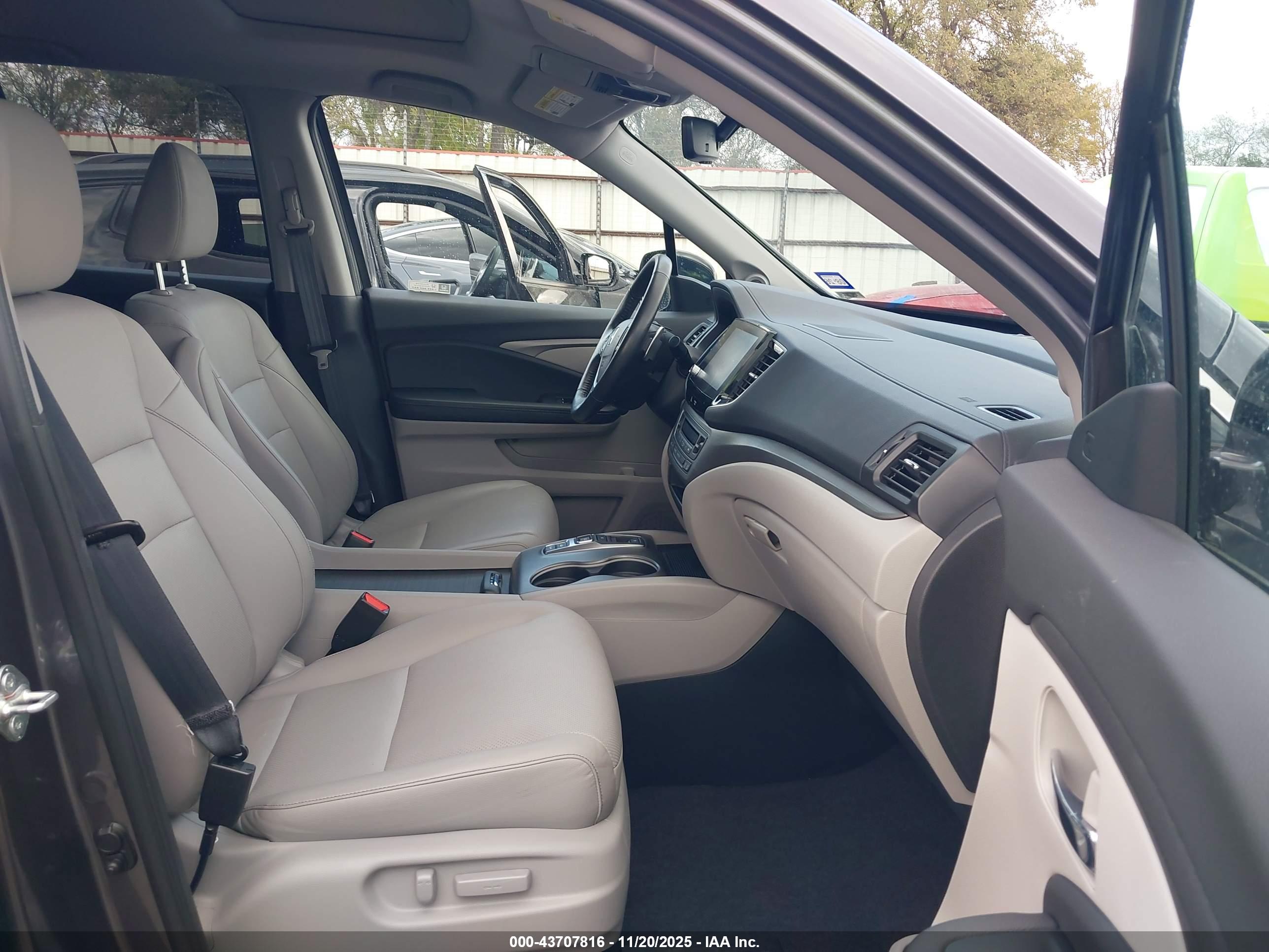 HONDA RIDGELINE image 5