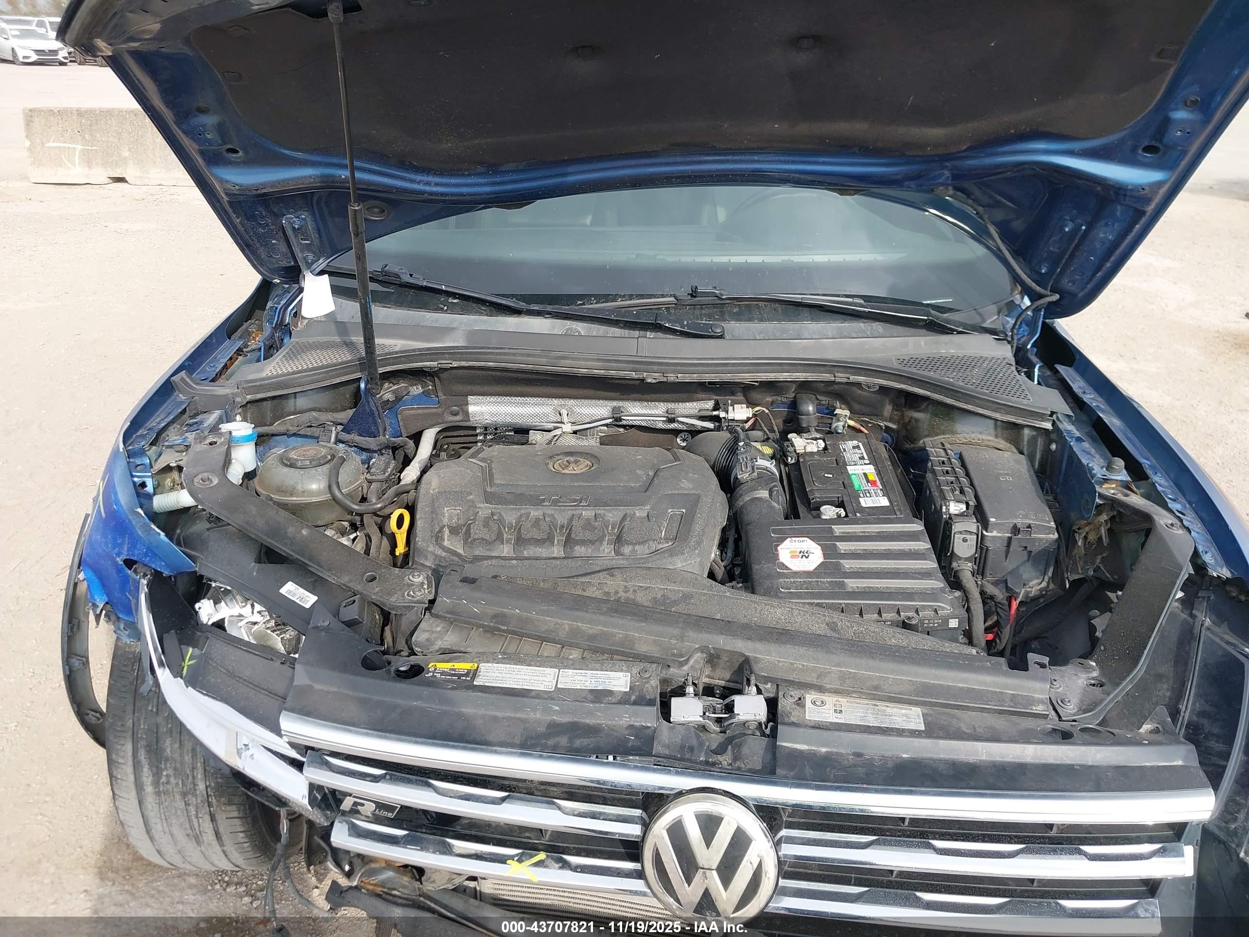VOLKSWAGEN TIGUAN image 10