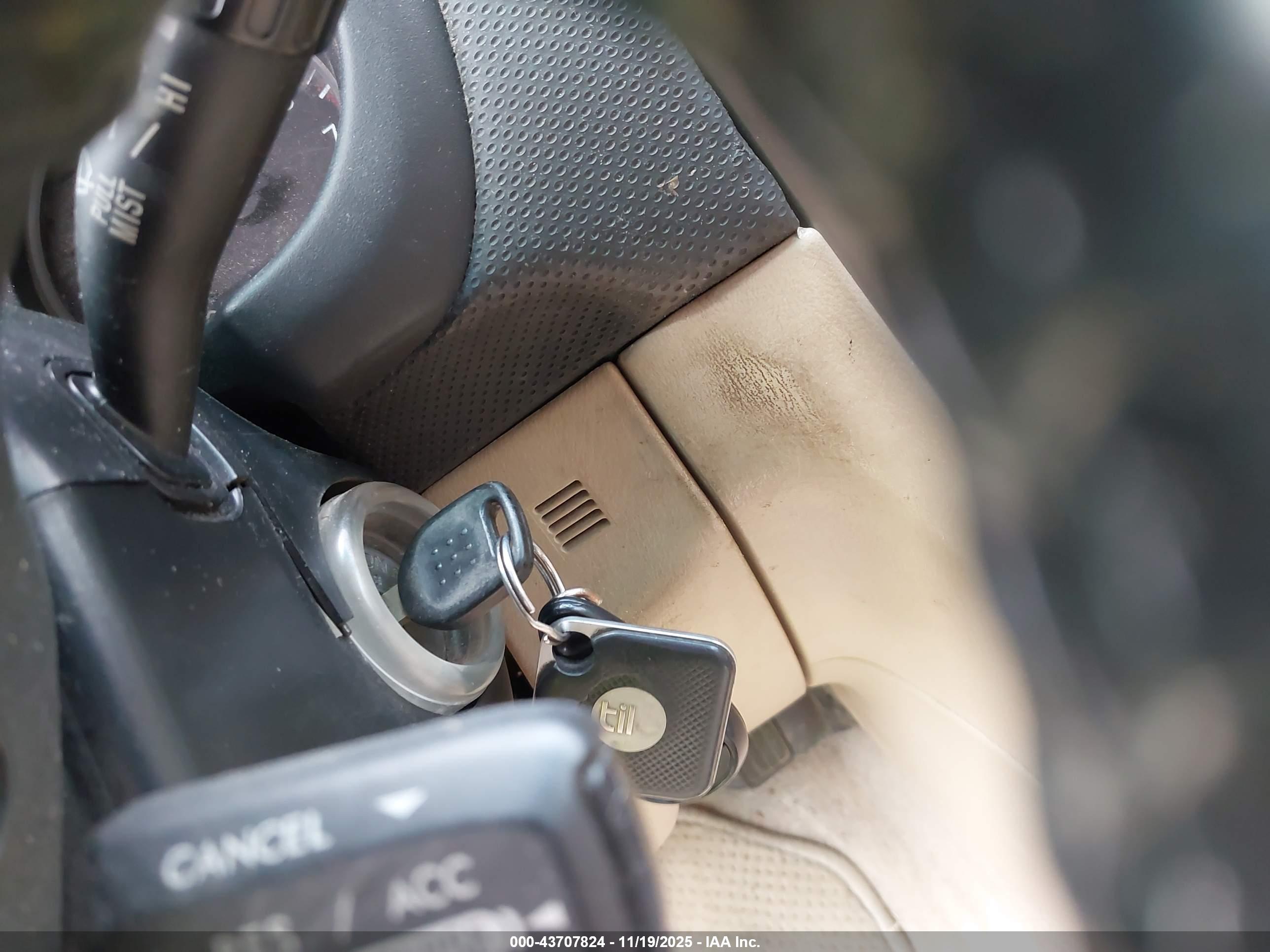SUBARU FORESTER image 11