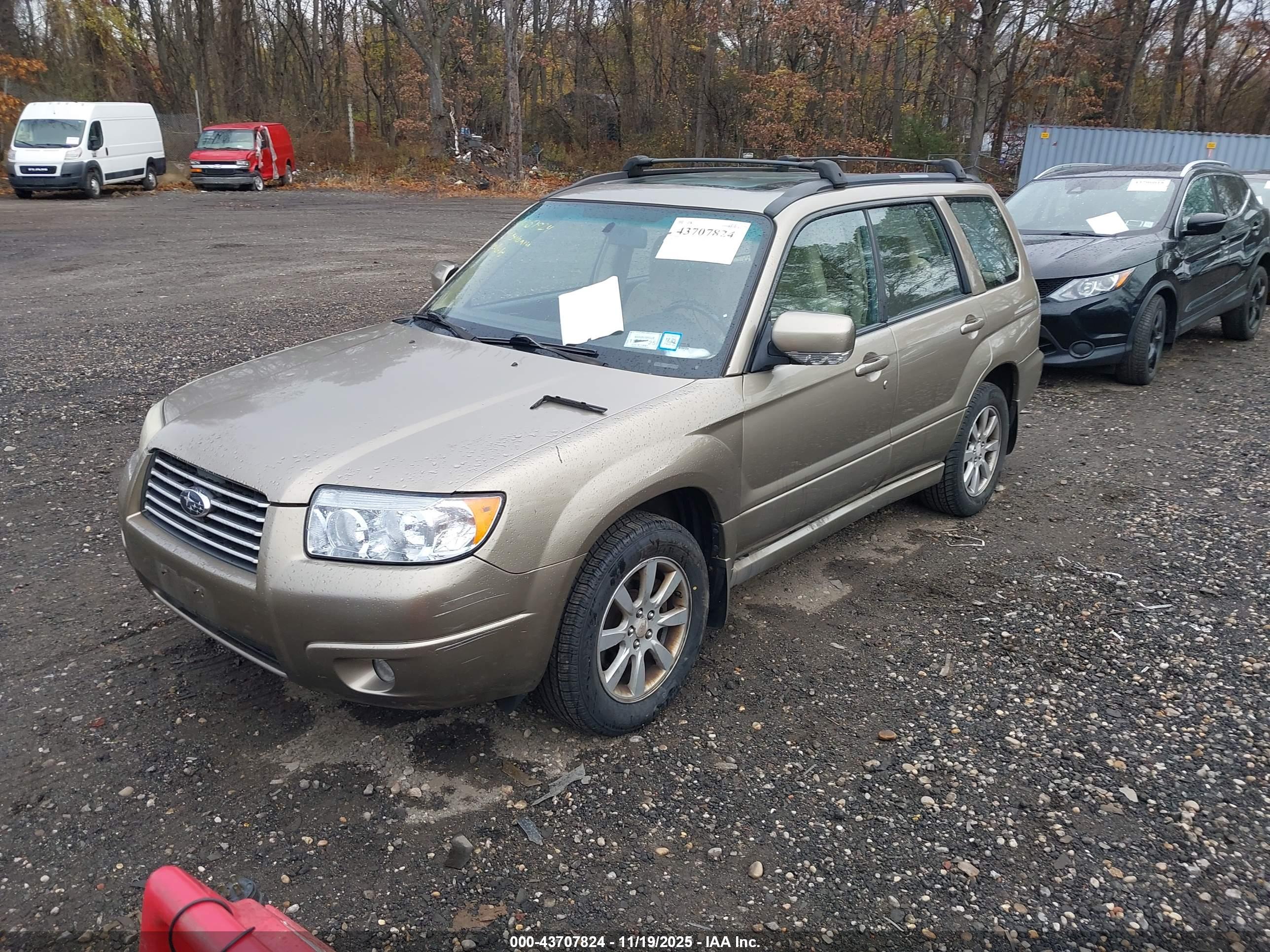 SUBARU FORESTER image 2