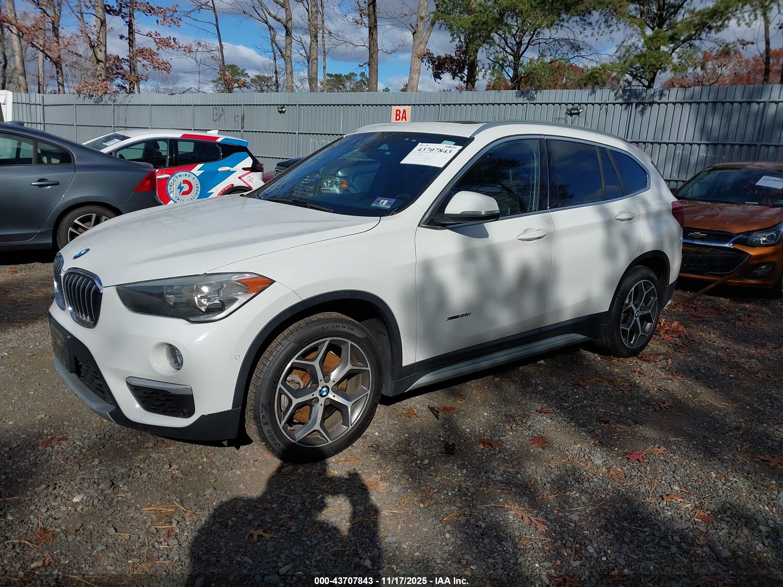 BMW X1 image 2