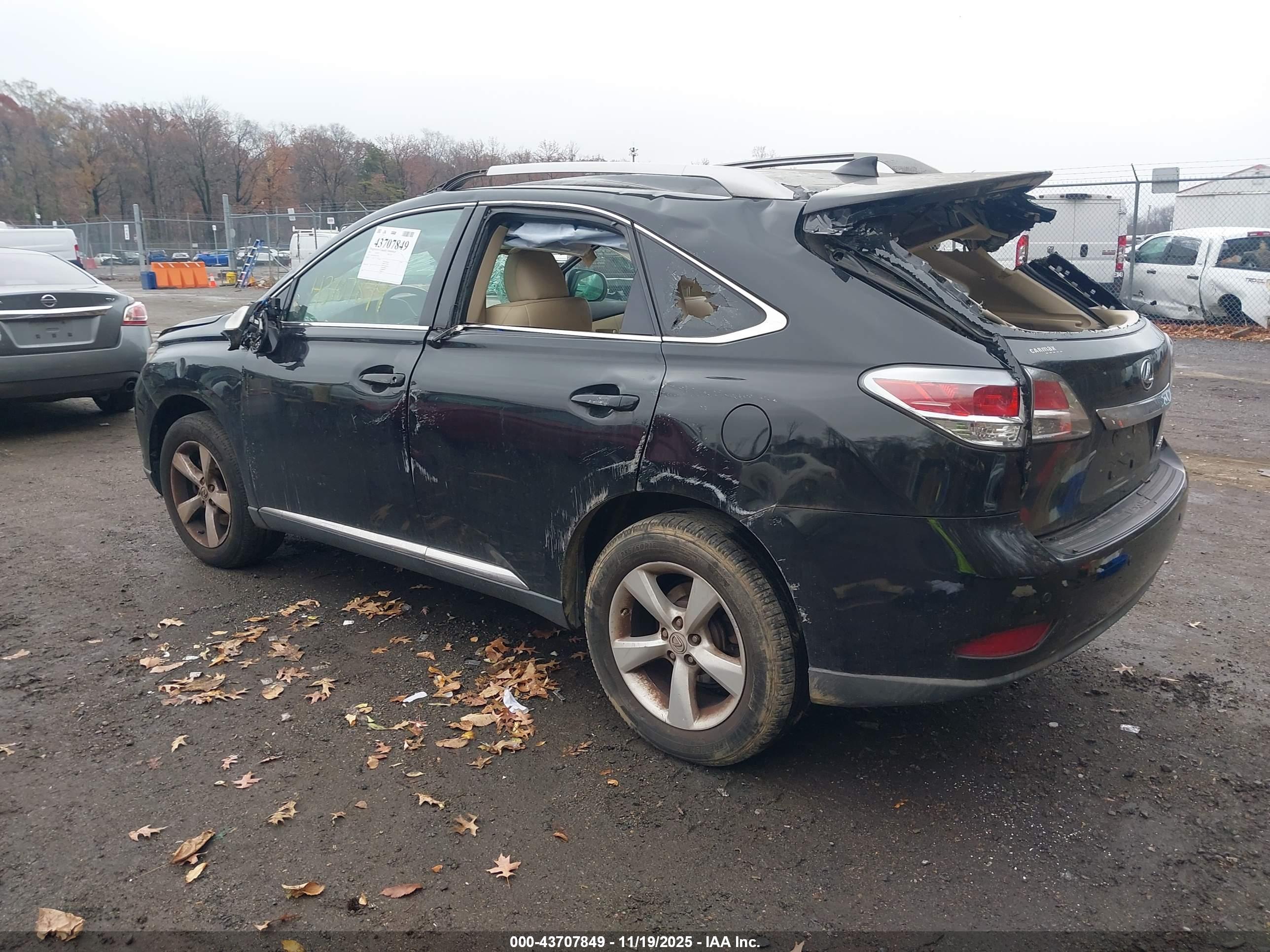 LEXUS RX image 3