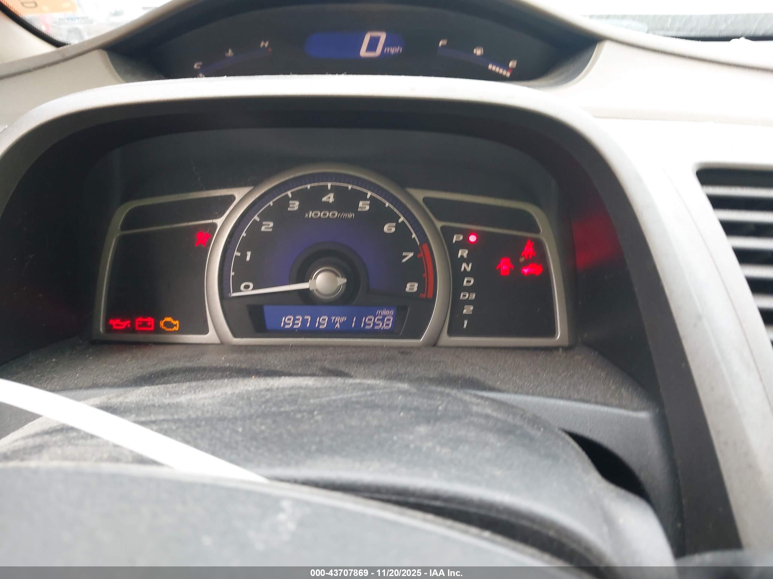 HONDA CIVIC image 7