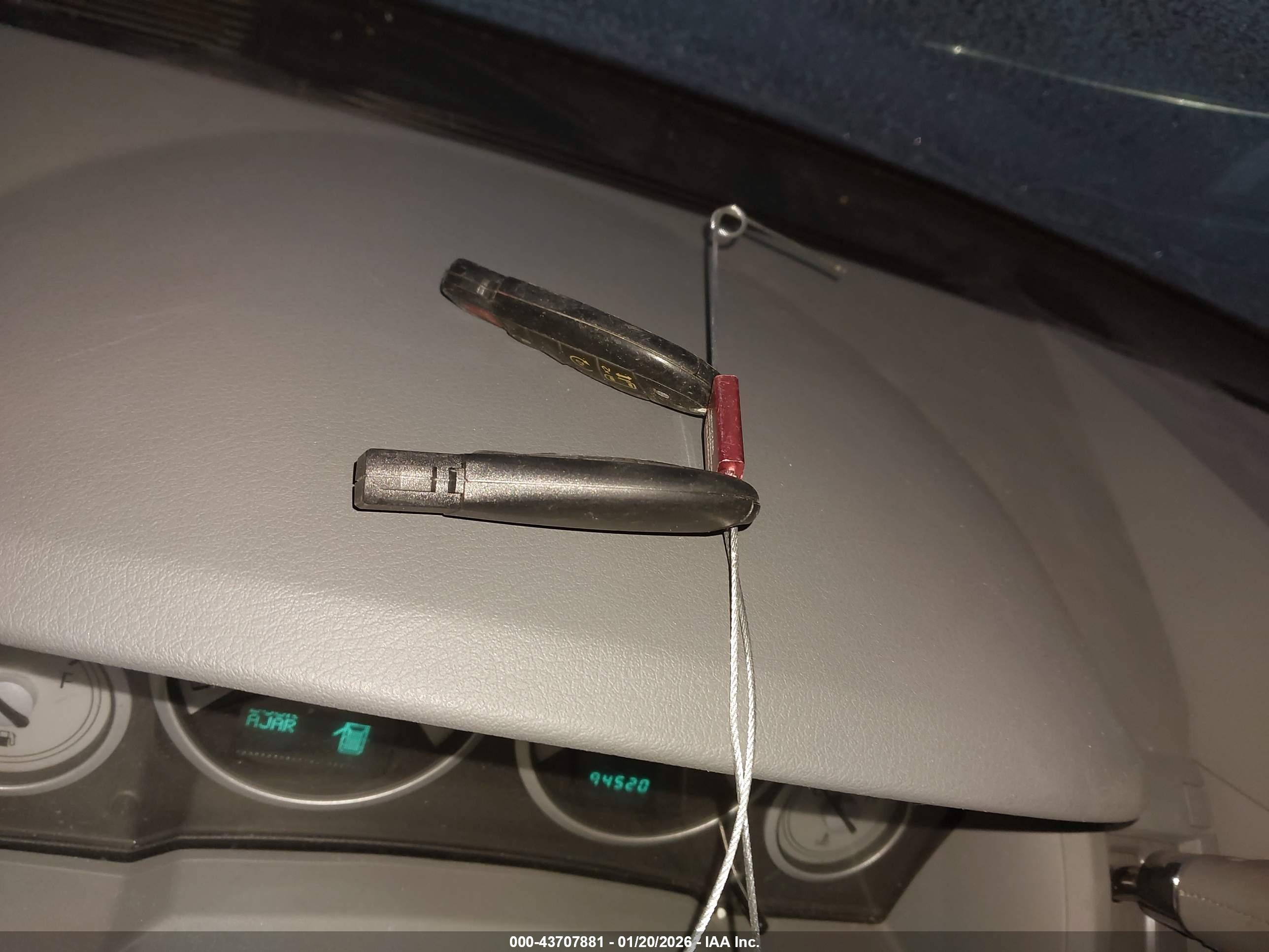 CHRYSLER TOWN image 11