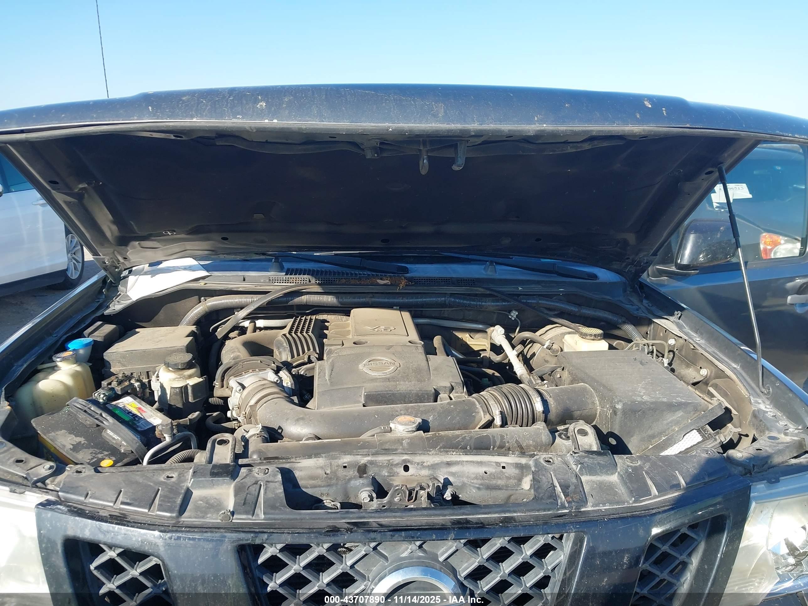 NISSAN FRONTIER image 10