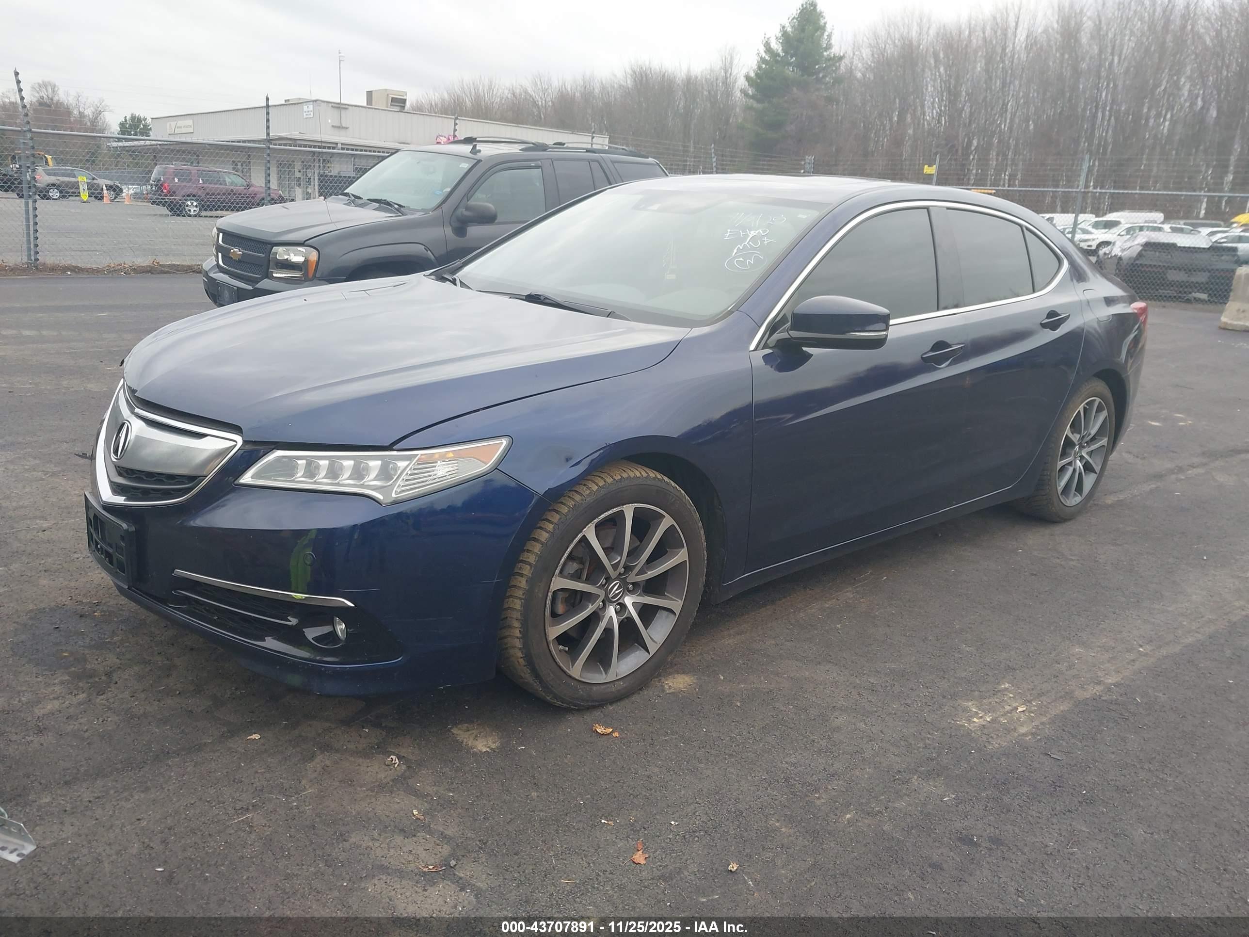 ACURA TLX image 2