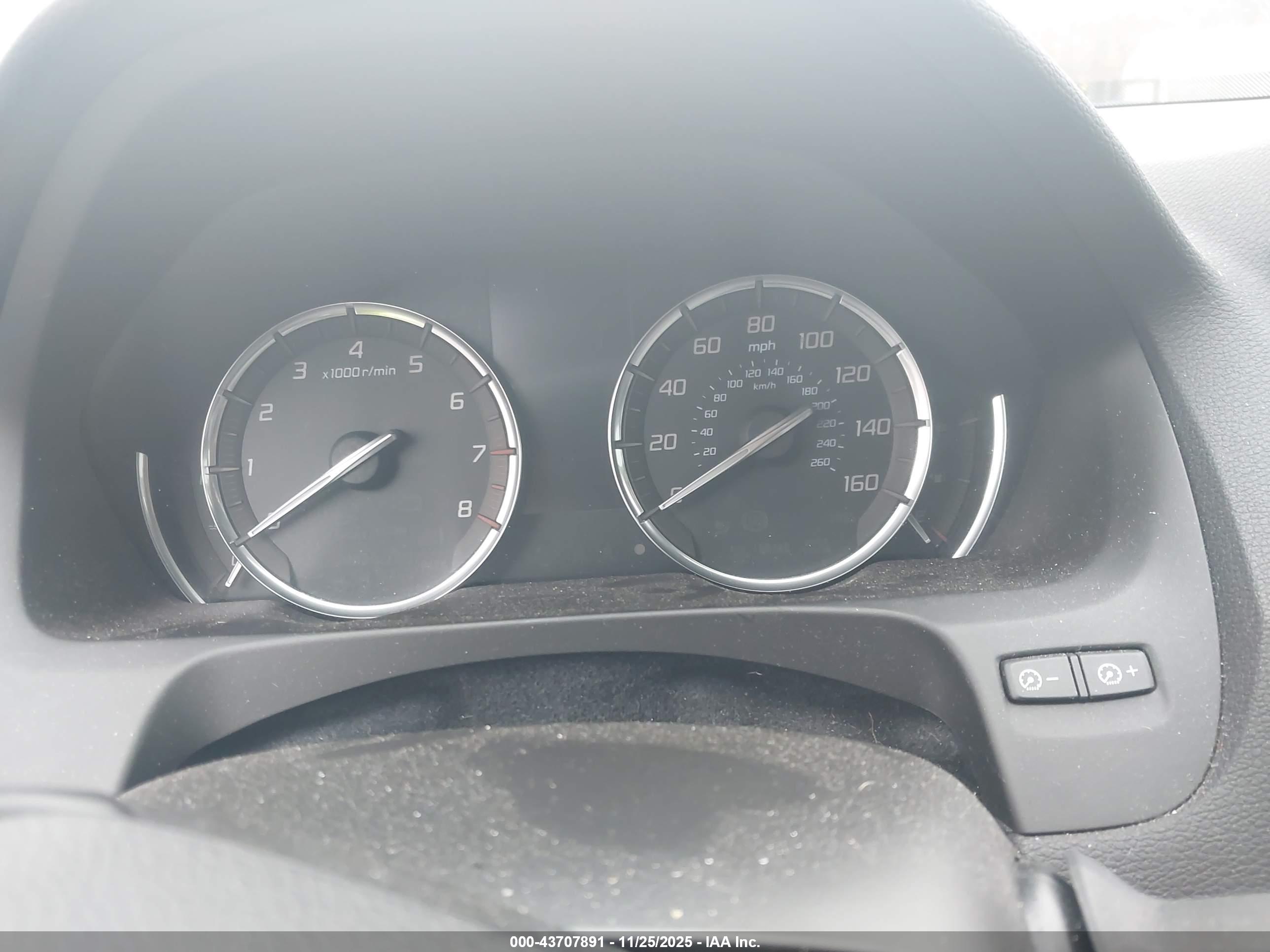 ACURA TLX image 7