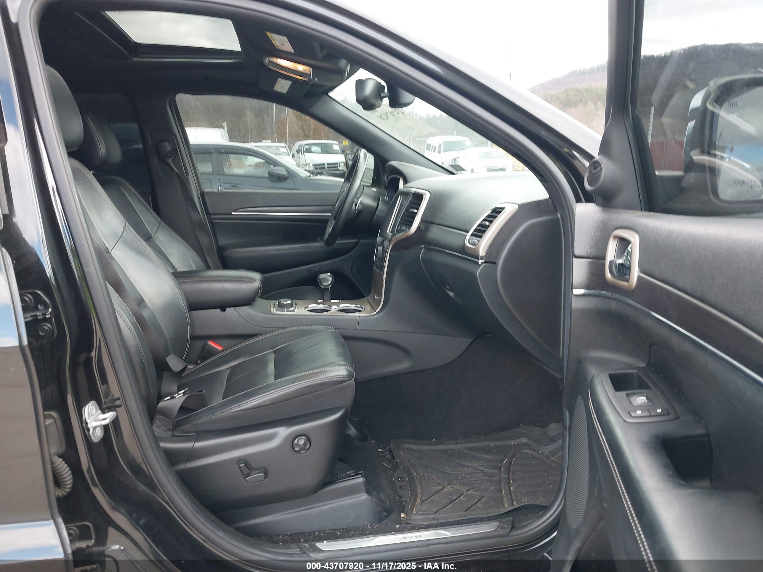 JEEP GRAND image 5
