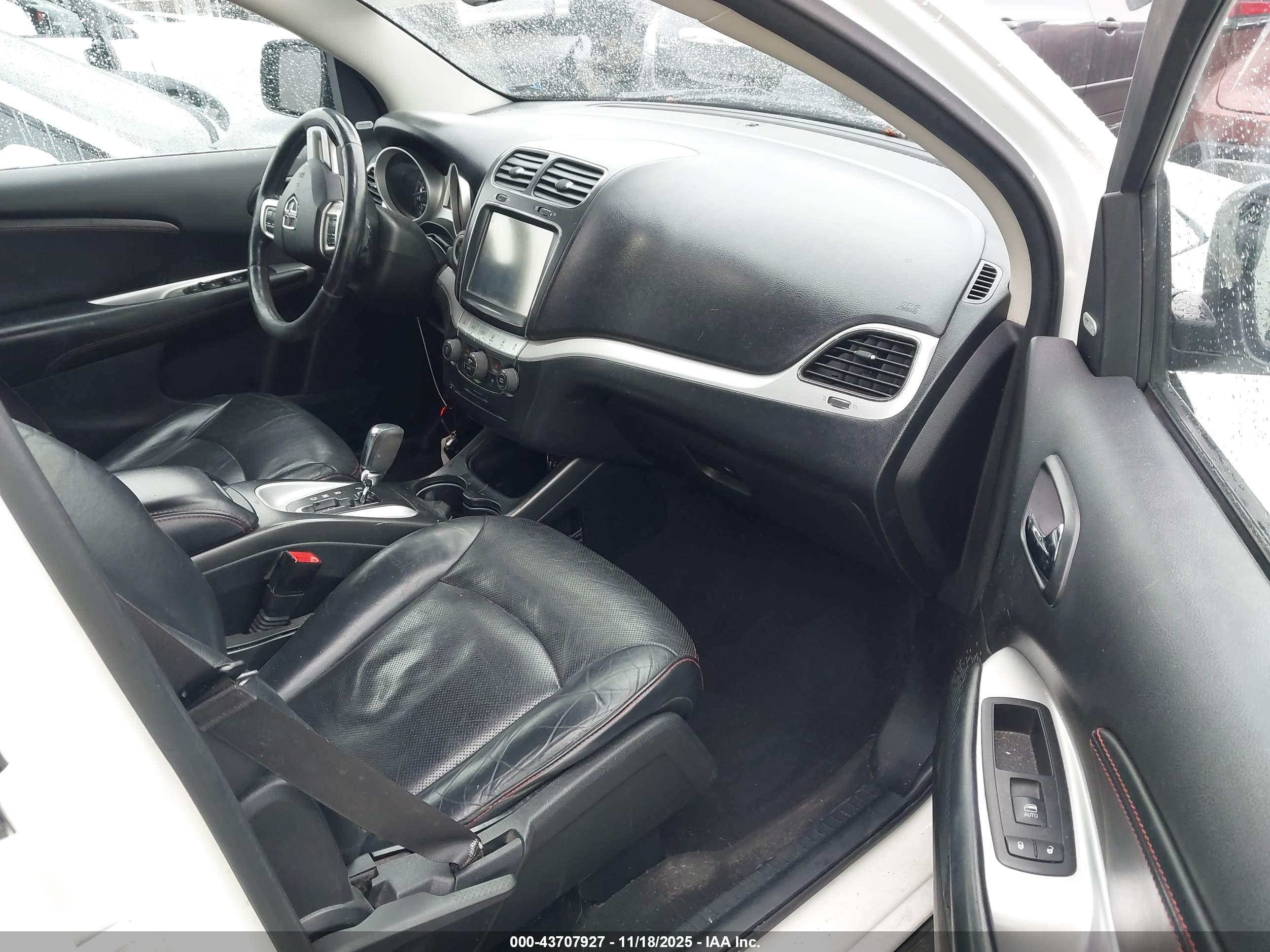 DODGE JOURNEY image 5
