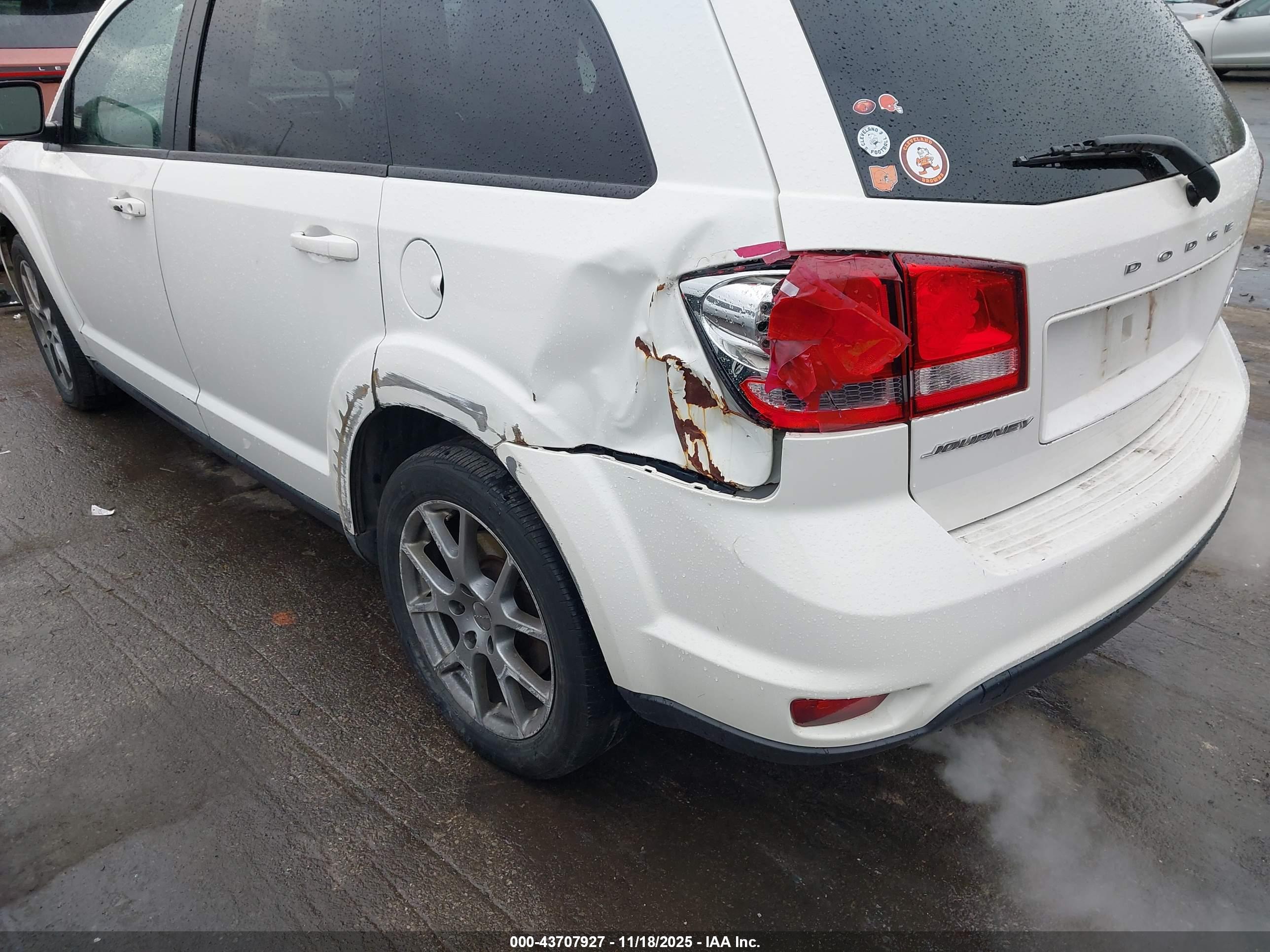 DODGE JOURNEY image 6