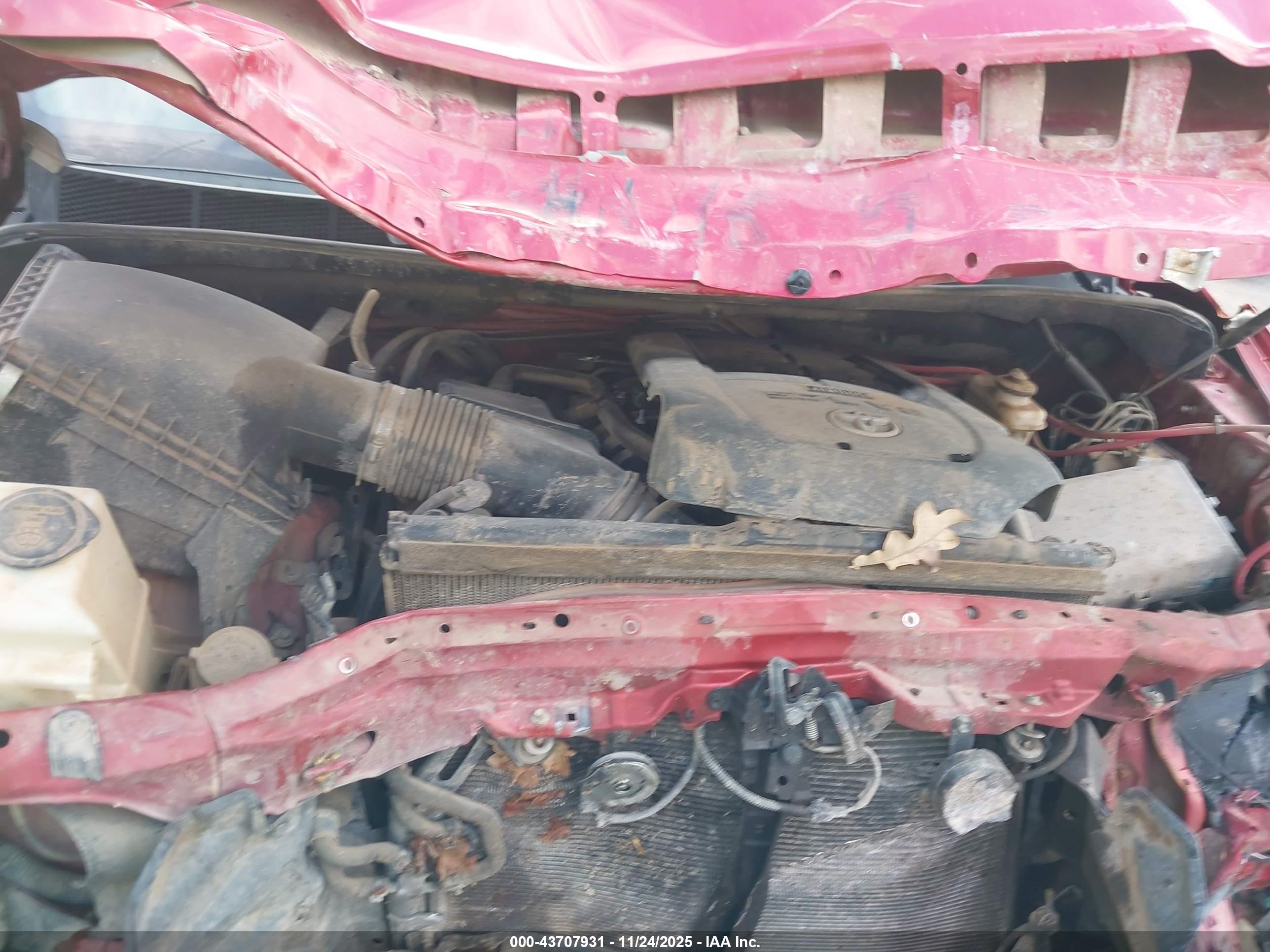 TOYOTA TUNDRA image 10