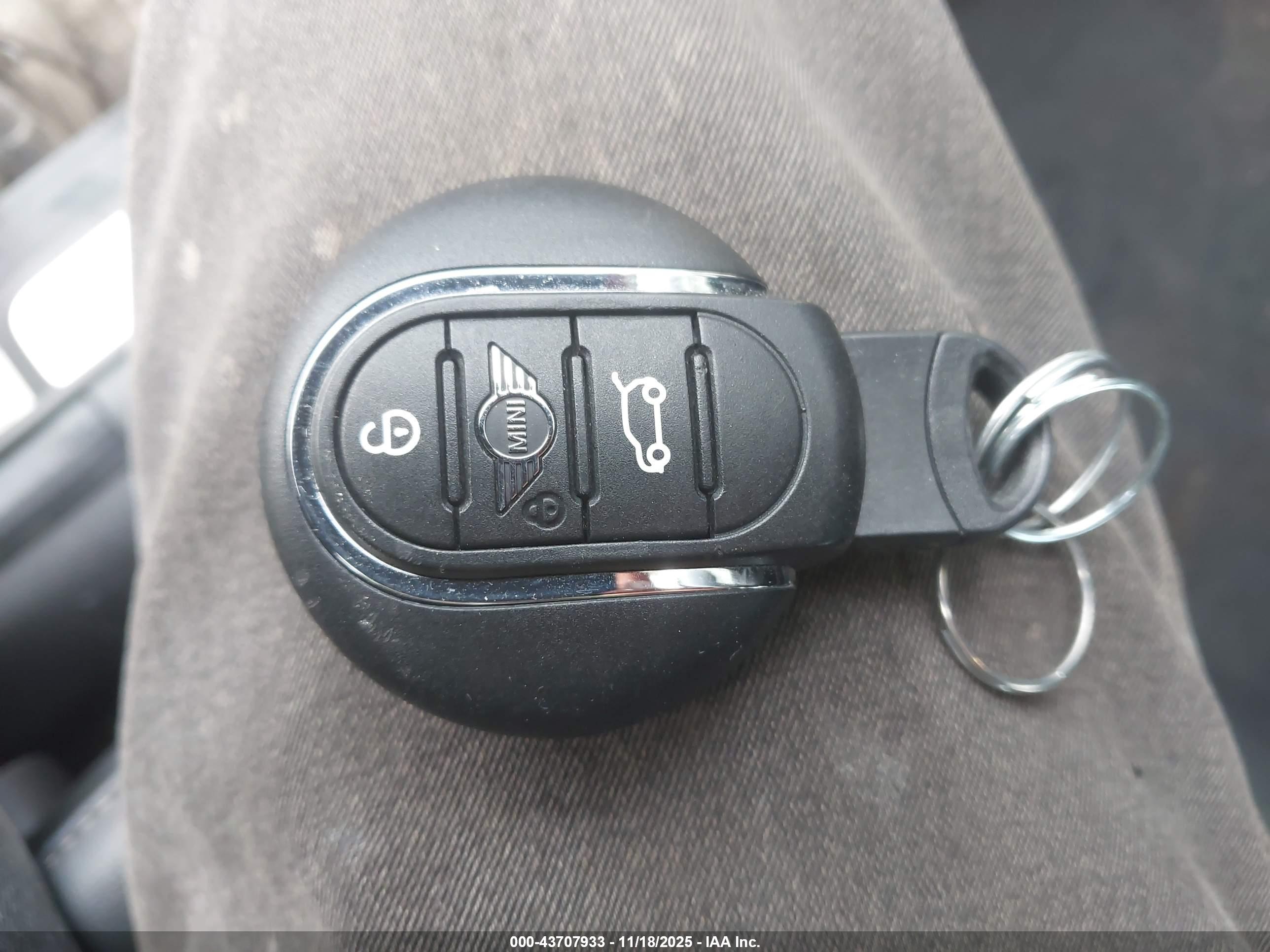 MINI HARDTOP image 11