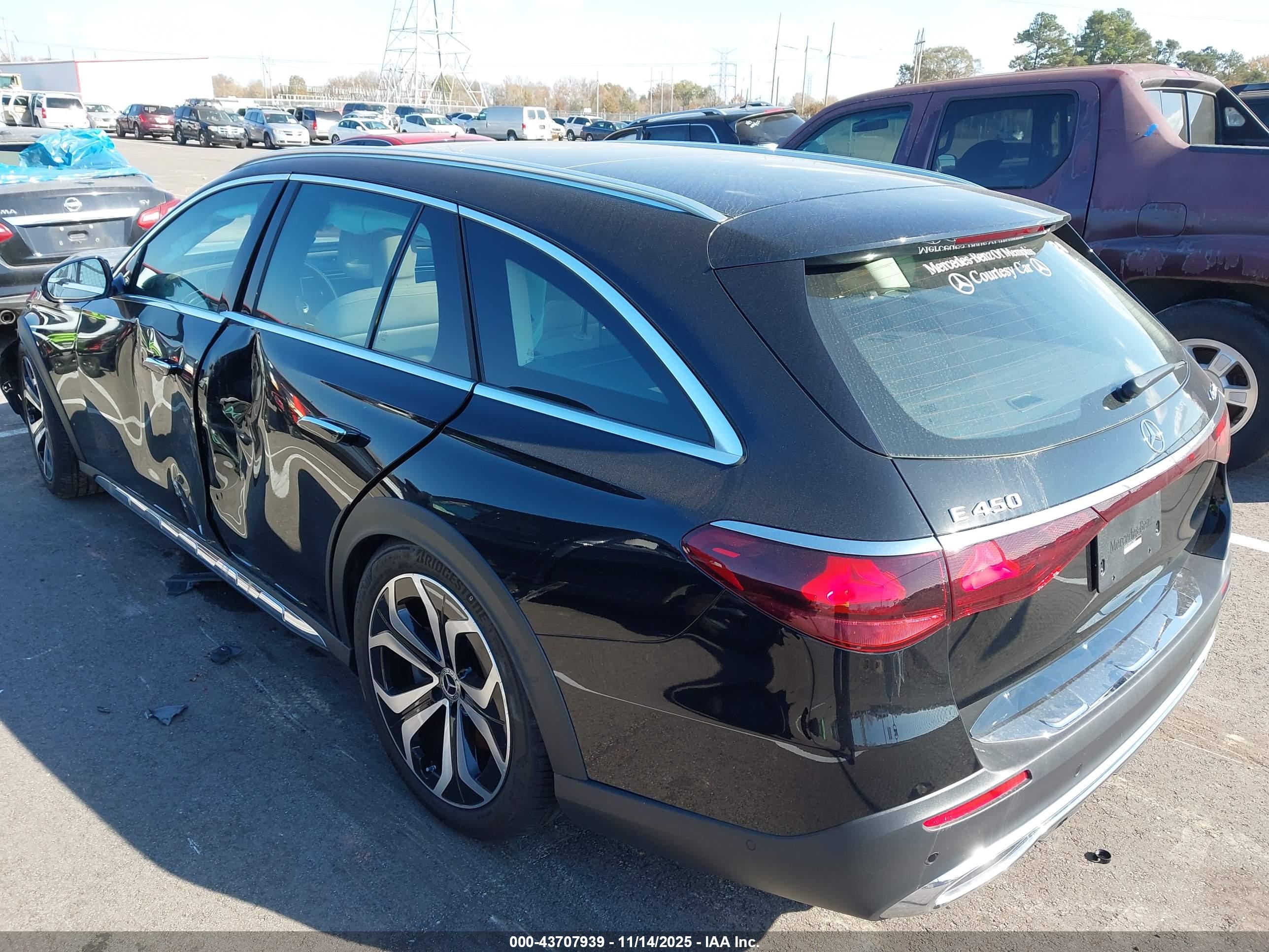 MERCEDES-BENZ E image 3