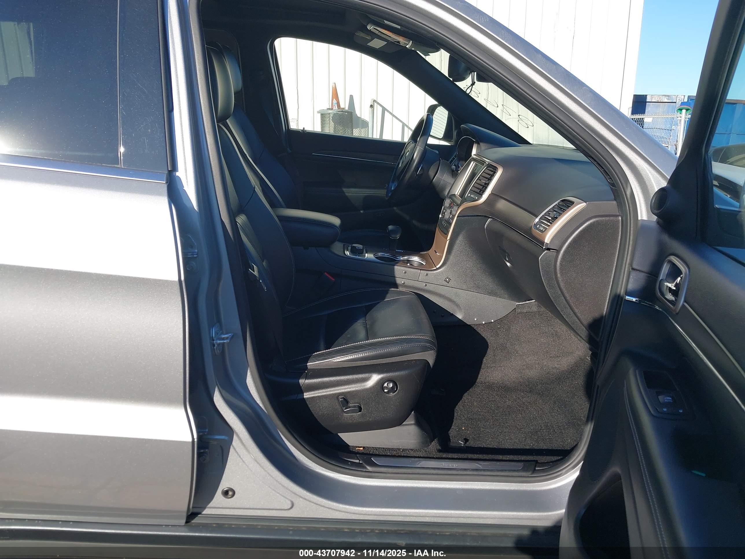 JEEP GRAND image 5