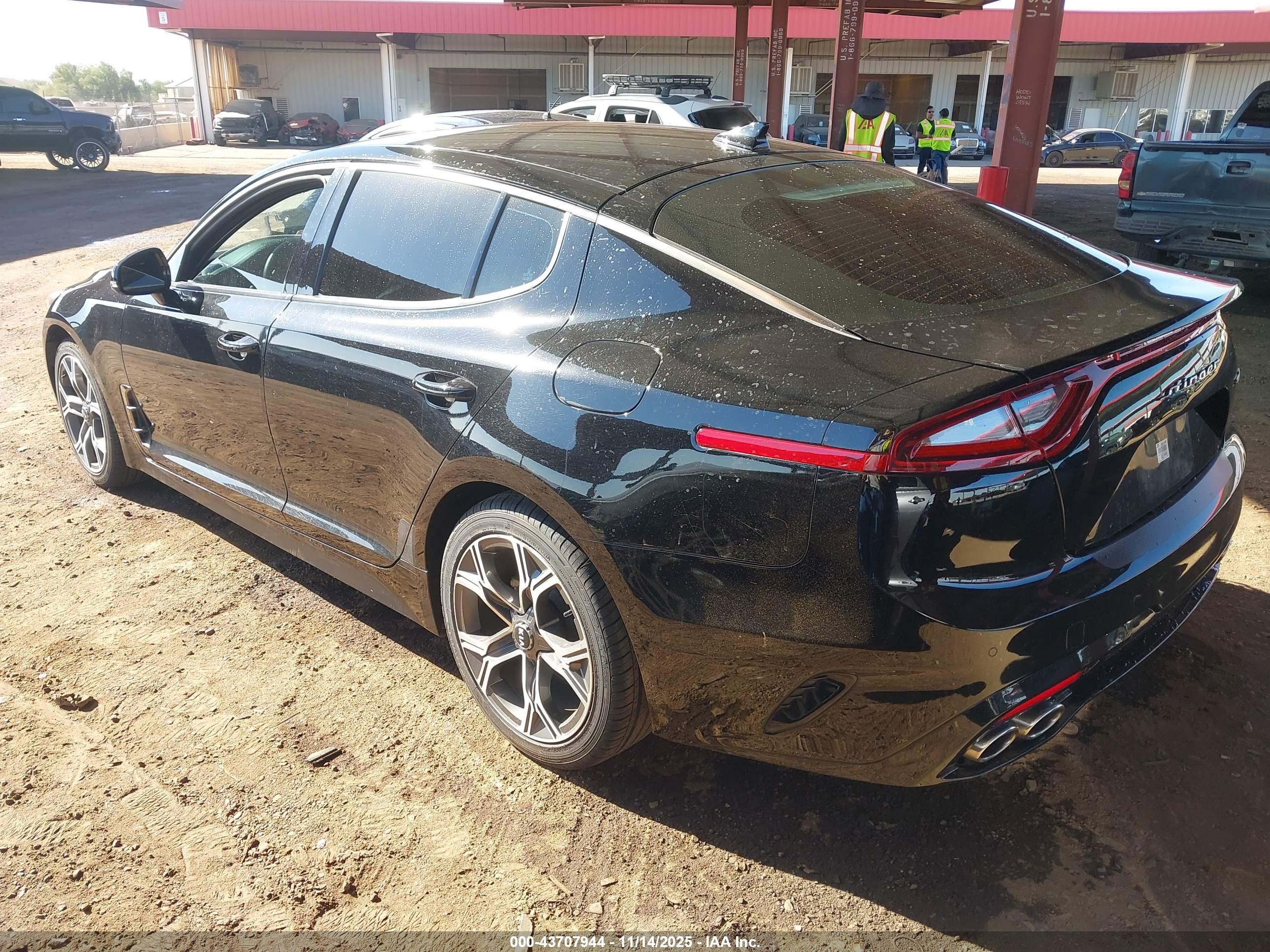 KIA STINGER image 3
