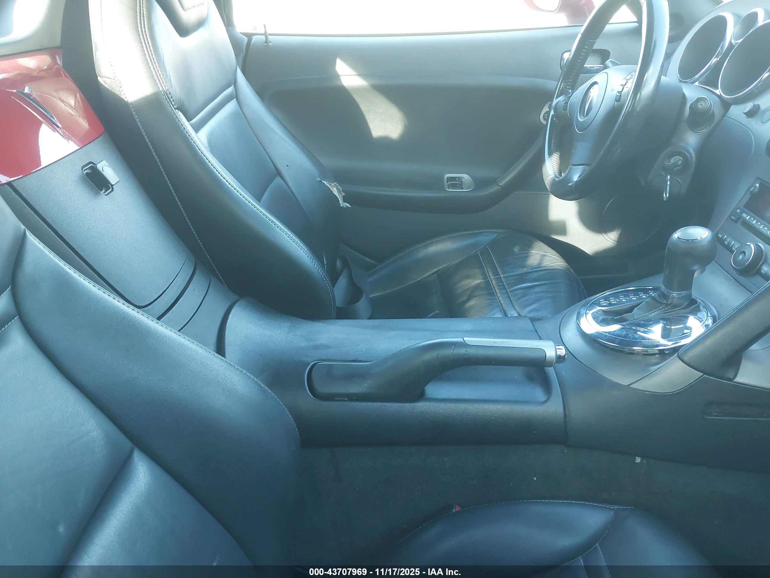 PONTIAC SOLSTICE image 5