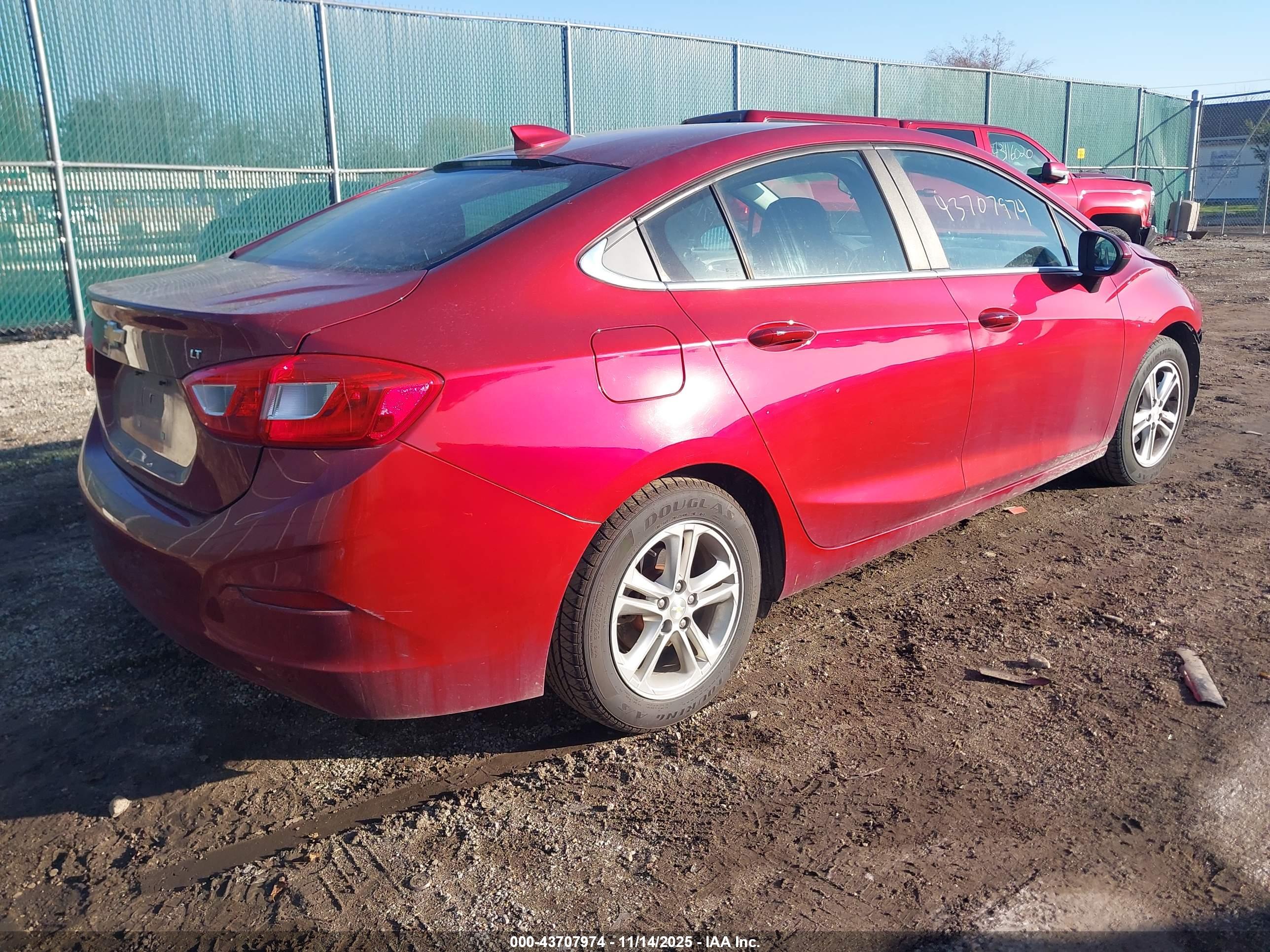 CHEVROLET CRUZE image 4