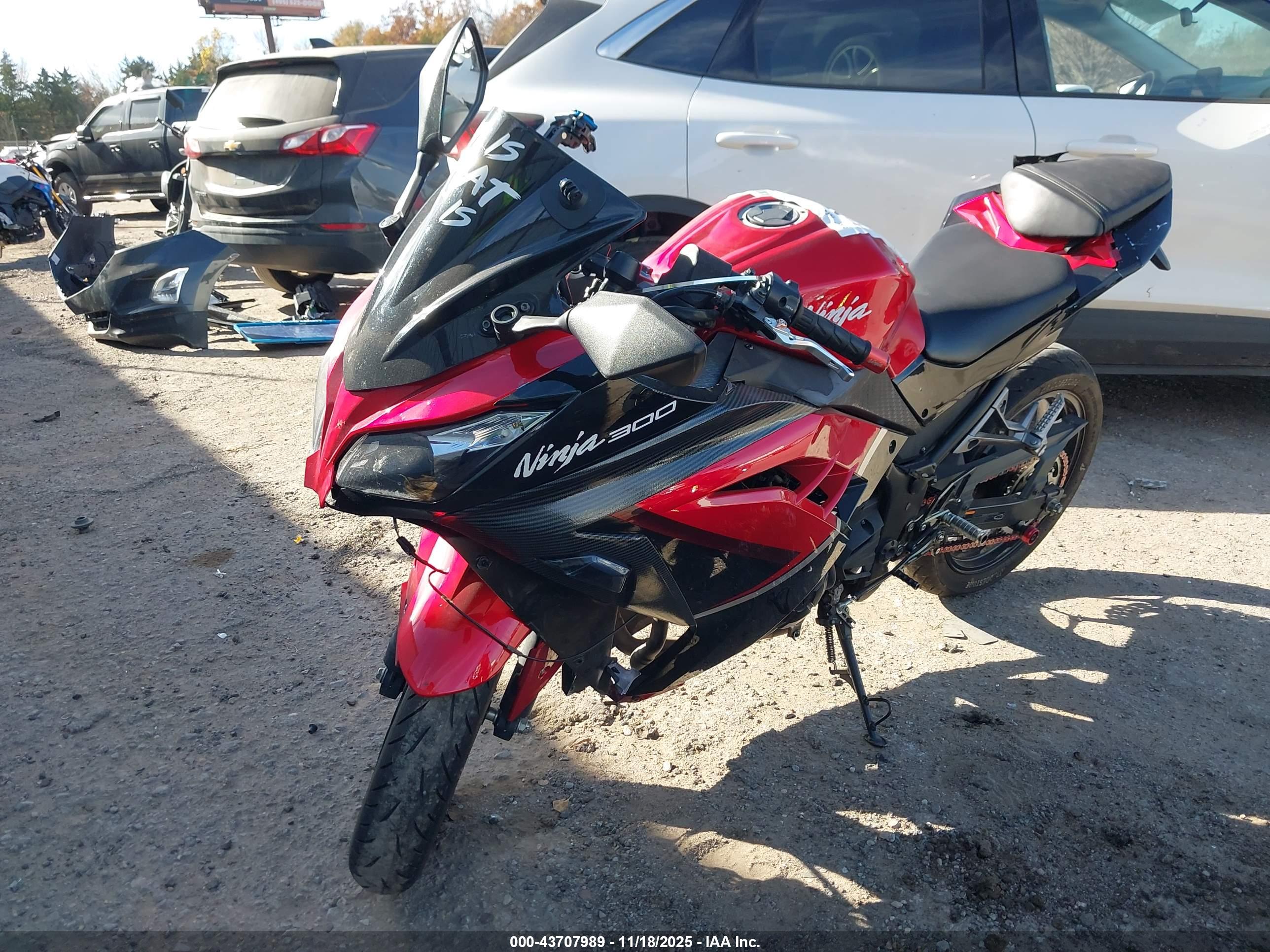 KAWASAKI EX300 image 2