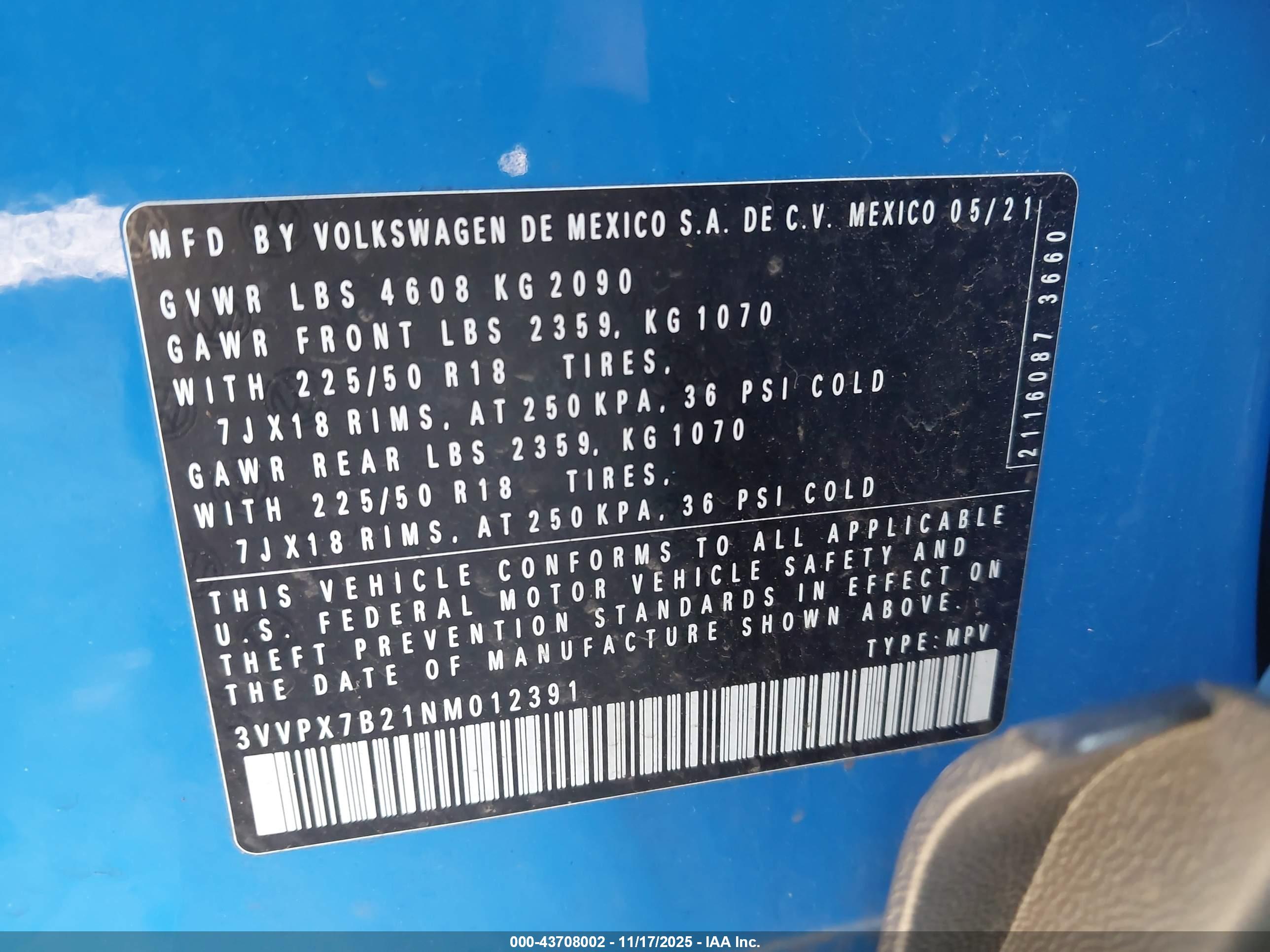 VOLKSWAGEN TAOS image 9