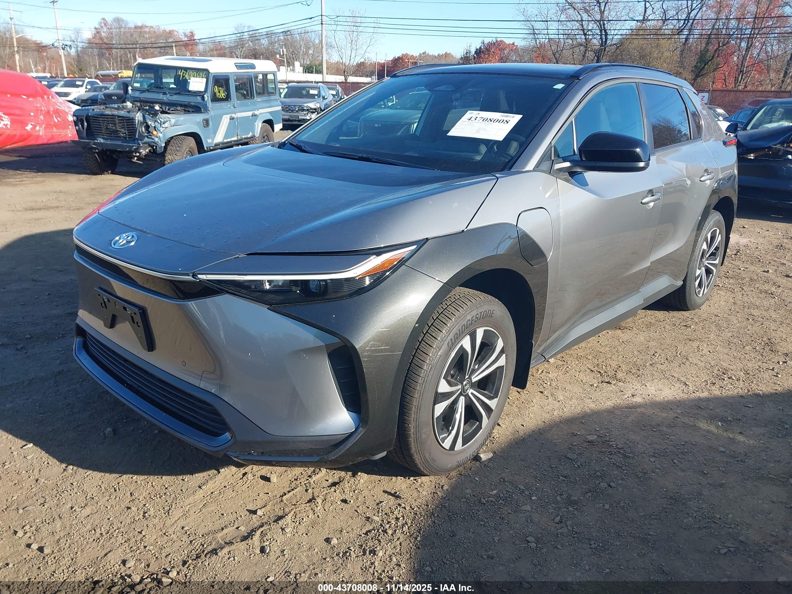 TOYOTA BZ4X image 2