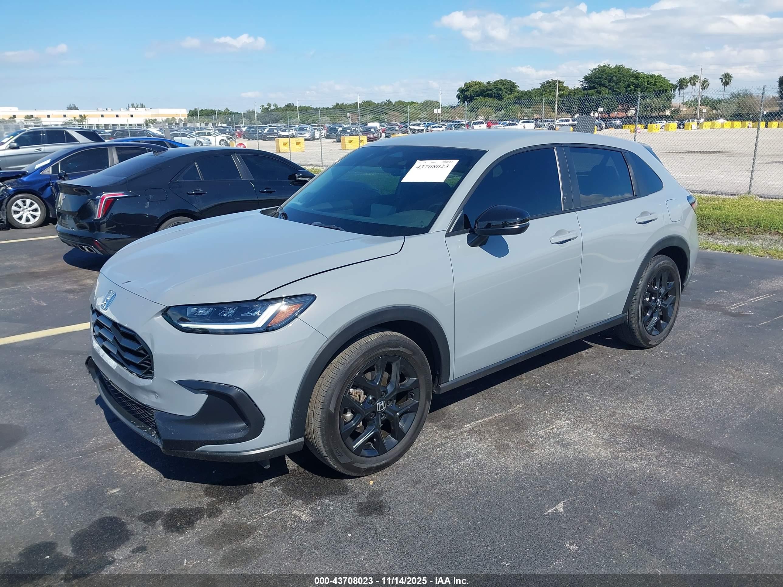 HONDA HR-V image 2