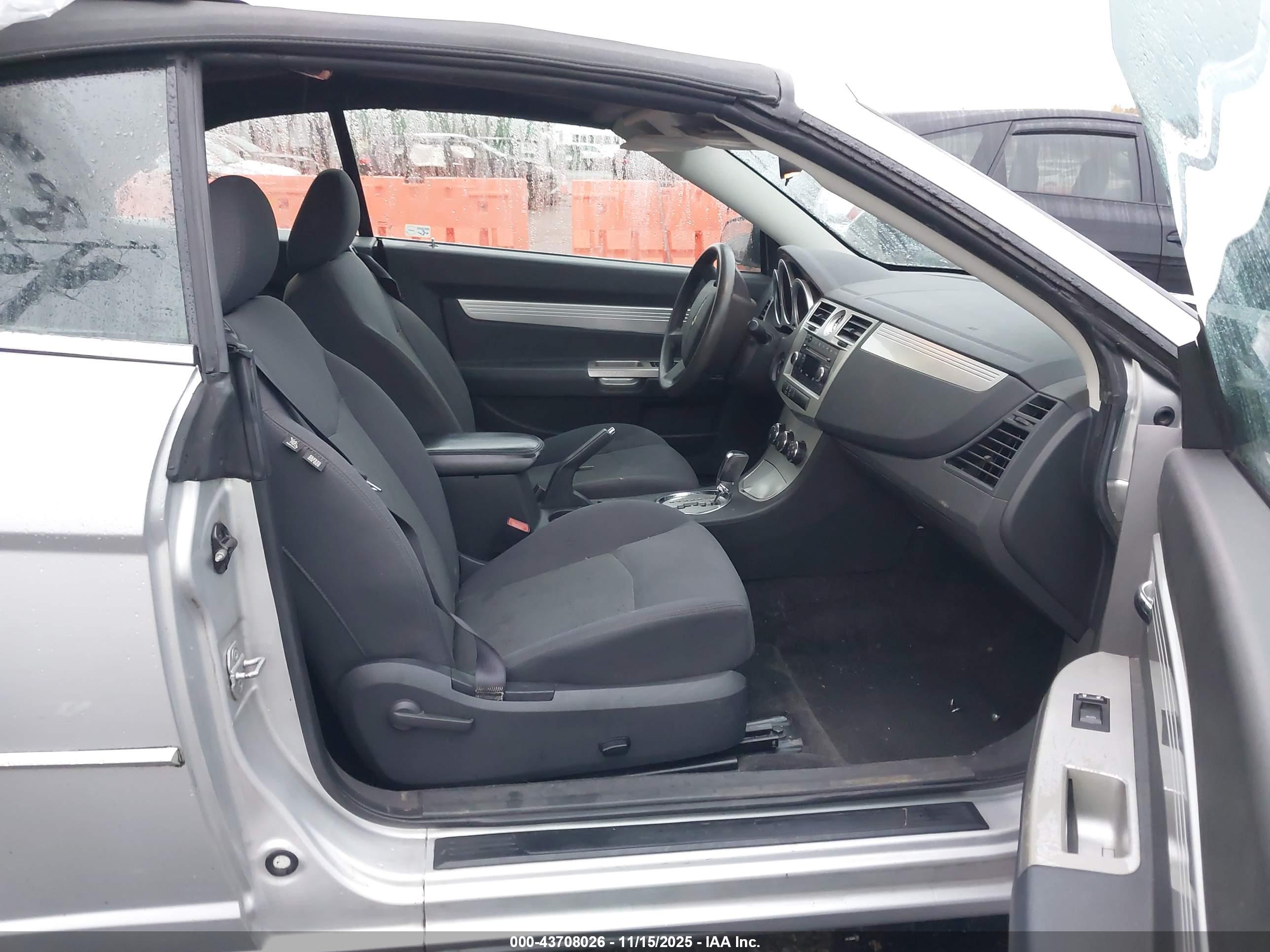 CHRYSLER SEBRING image 5
