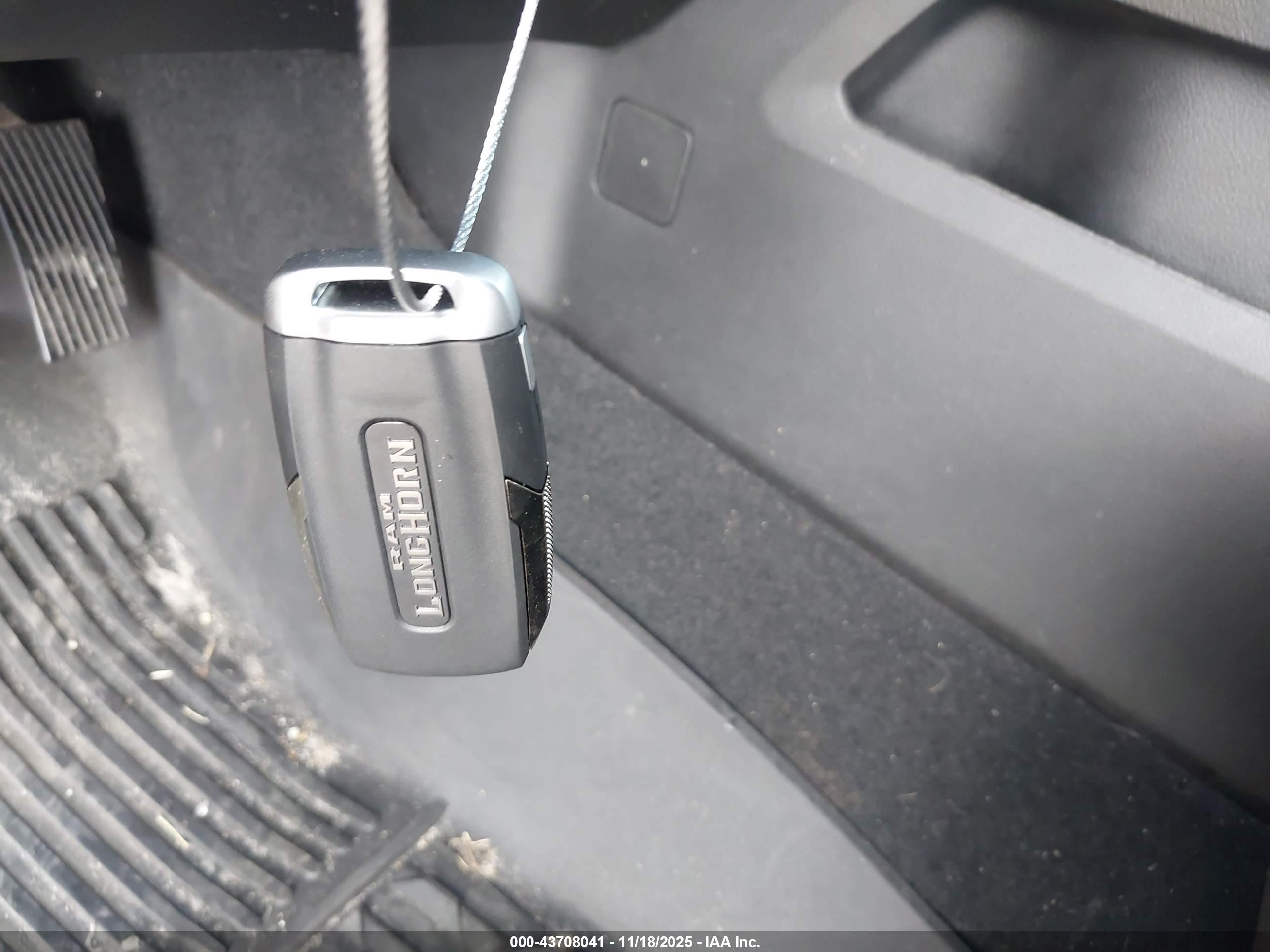 RAM 1500 image 11