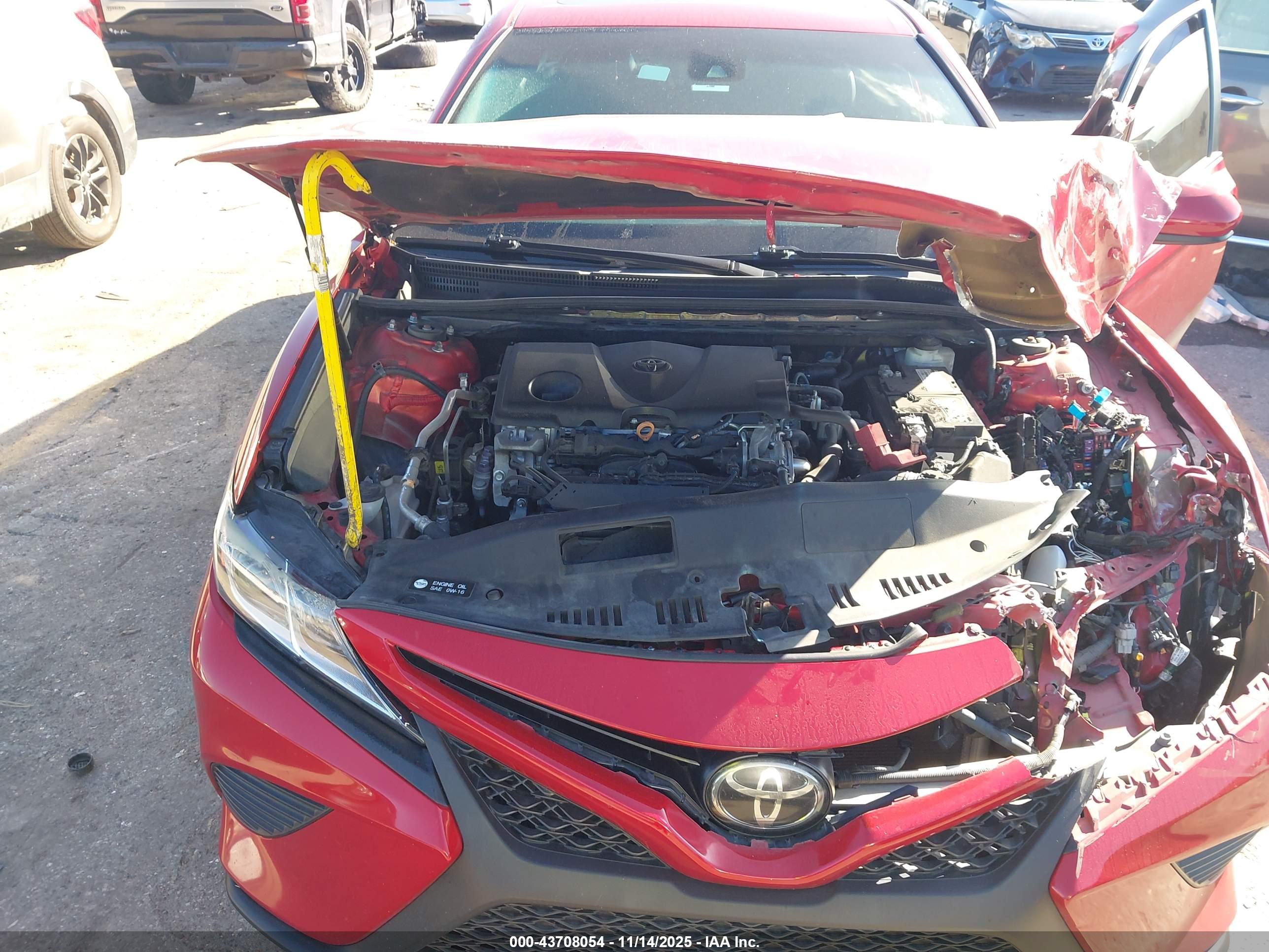 TOYOTA CAMRY image 10