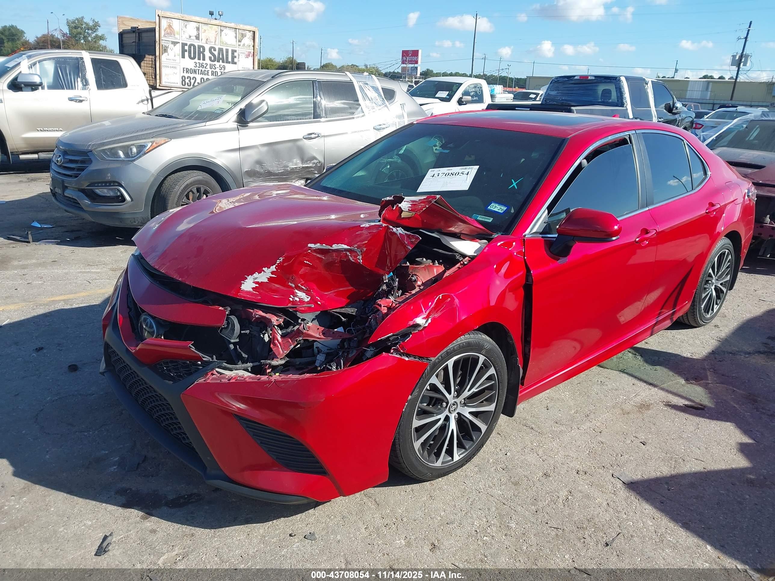 TOYOTA CAMRY image 2