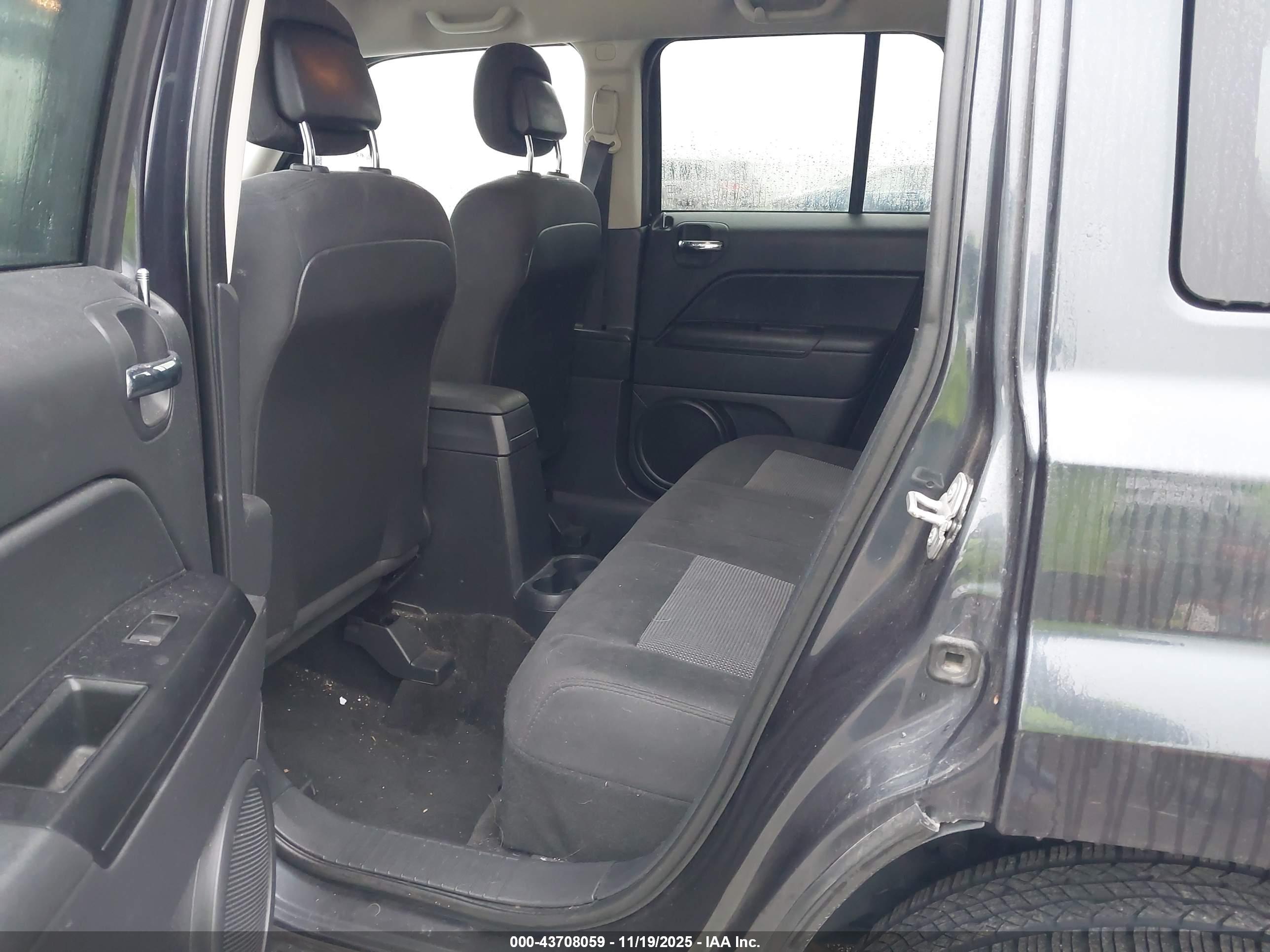 JEEP PATRIOT image 8