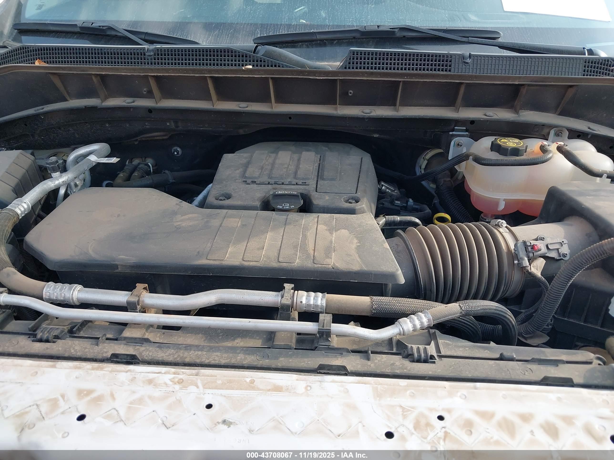 CHEVROLET SILVERADO image 10