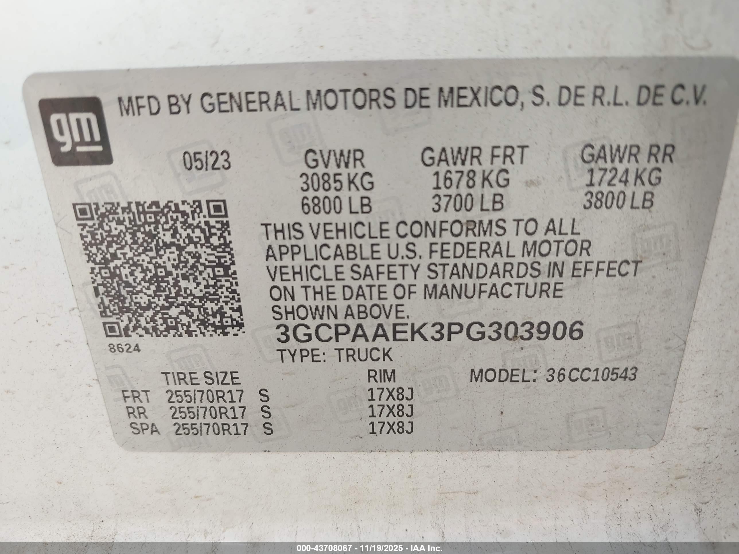 CHEVROLET SILVERADO image 9