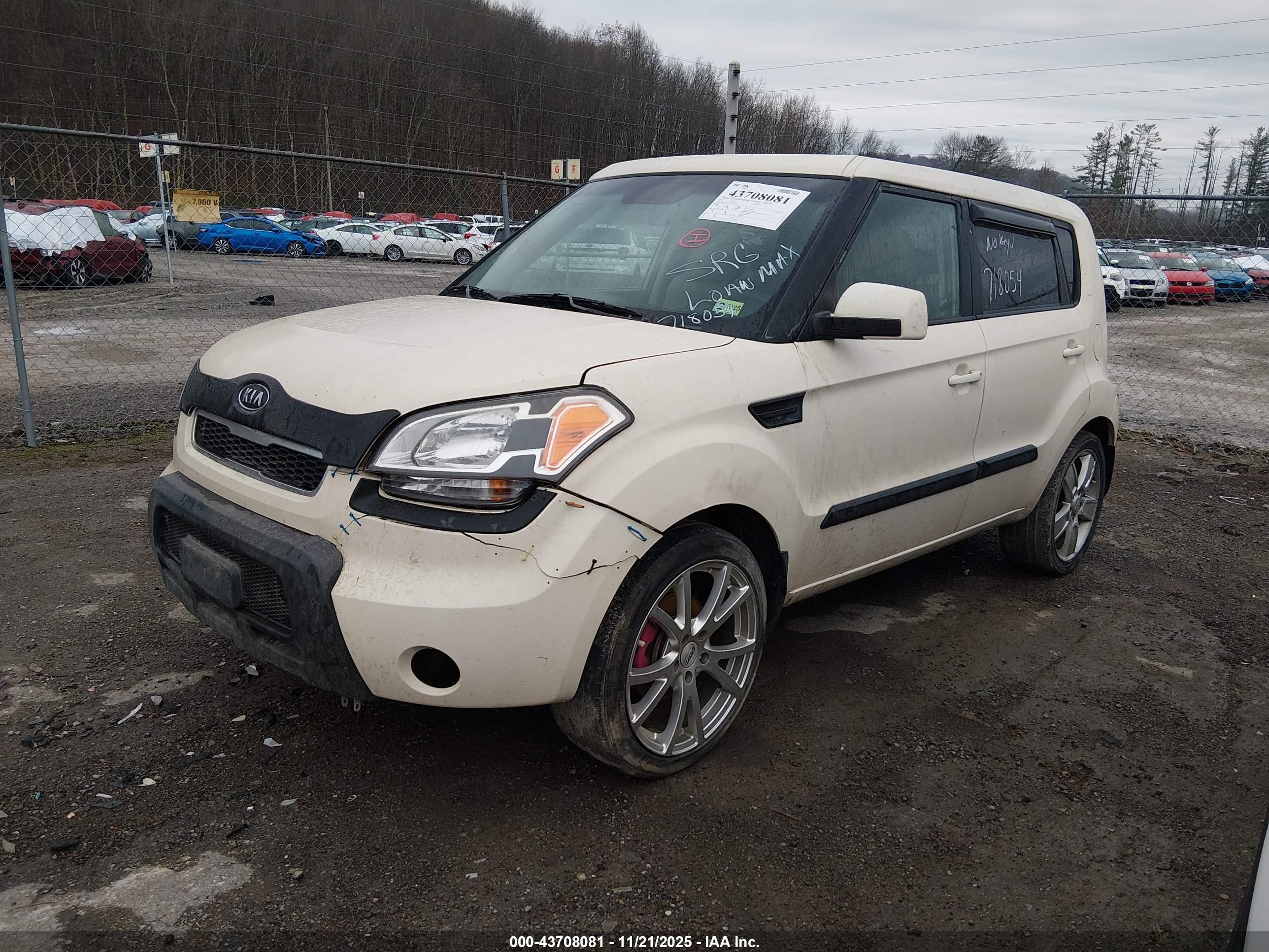 KIA SOUL image 2