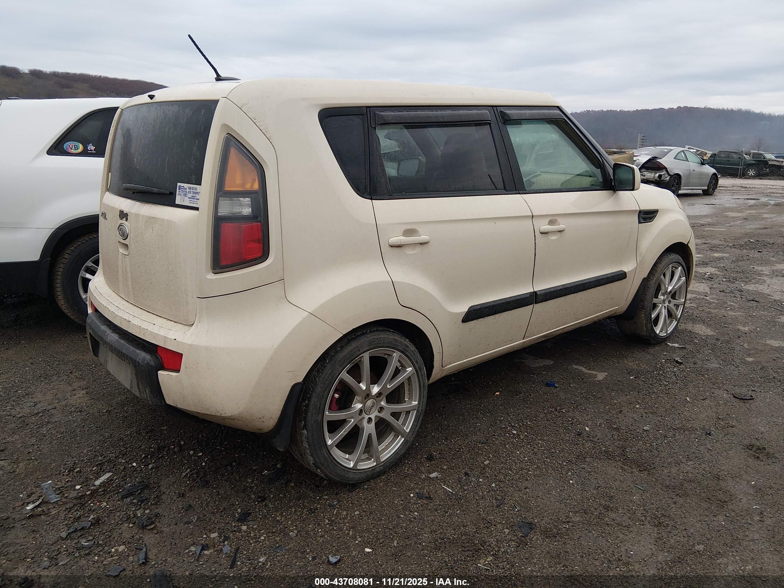 KIA SOUL image 4