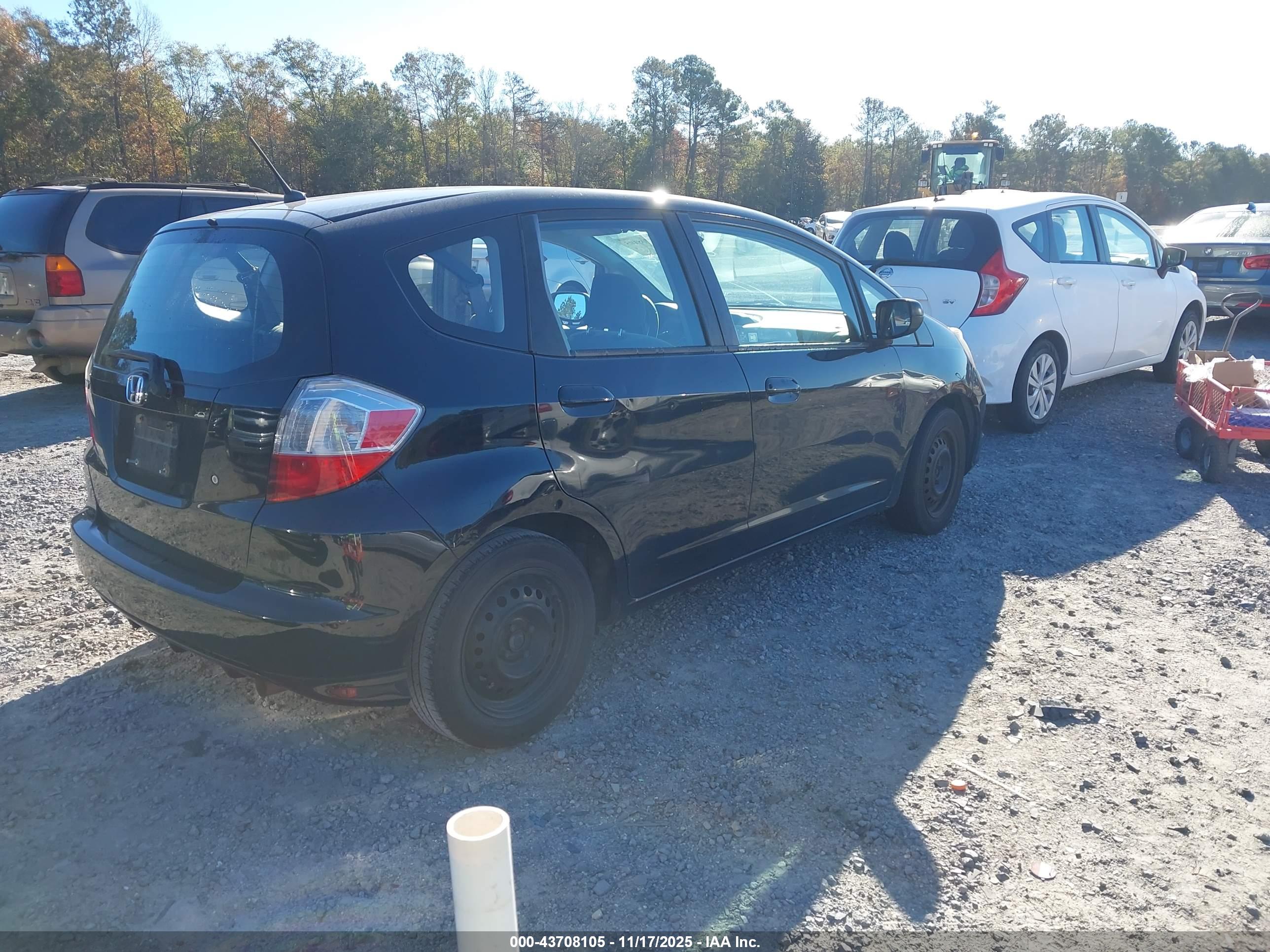 HONDA FIT image 4